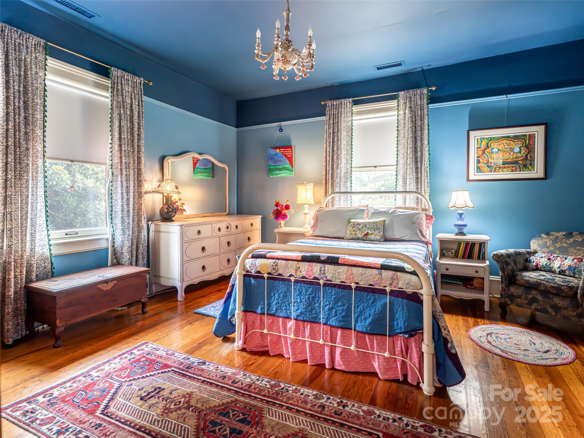 9 West Street Extension — Asheville