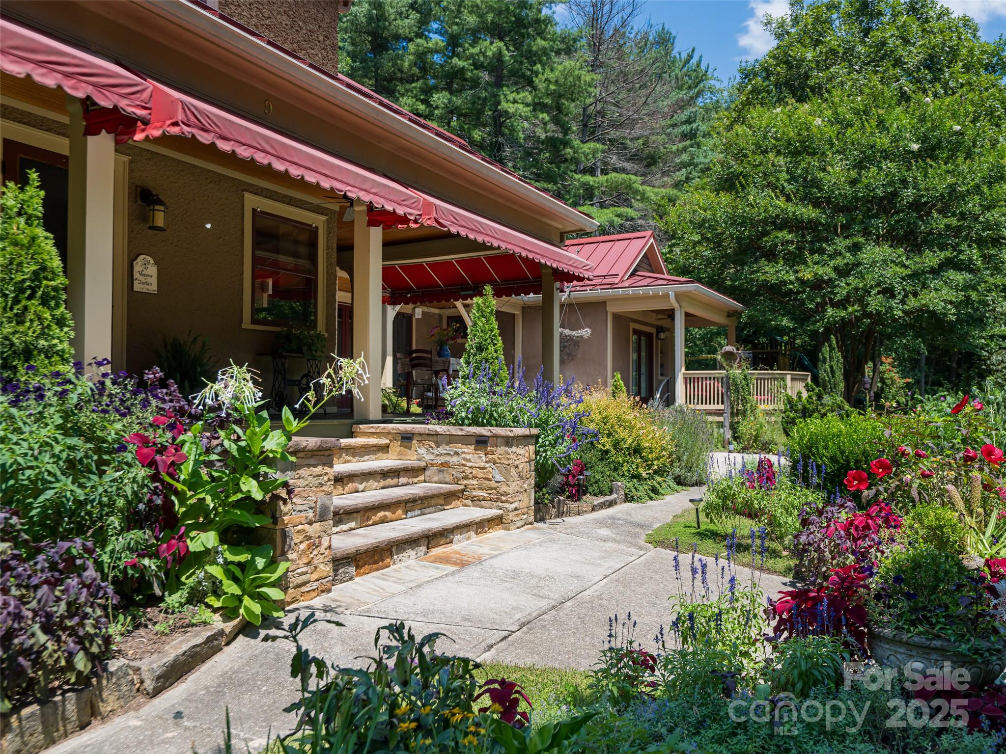9 West Street Extension — Asheville