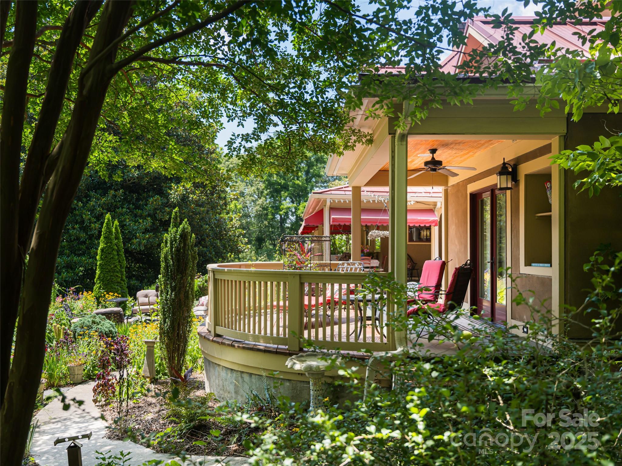9 West Street Extension — Asheville