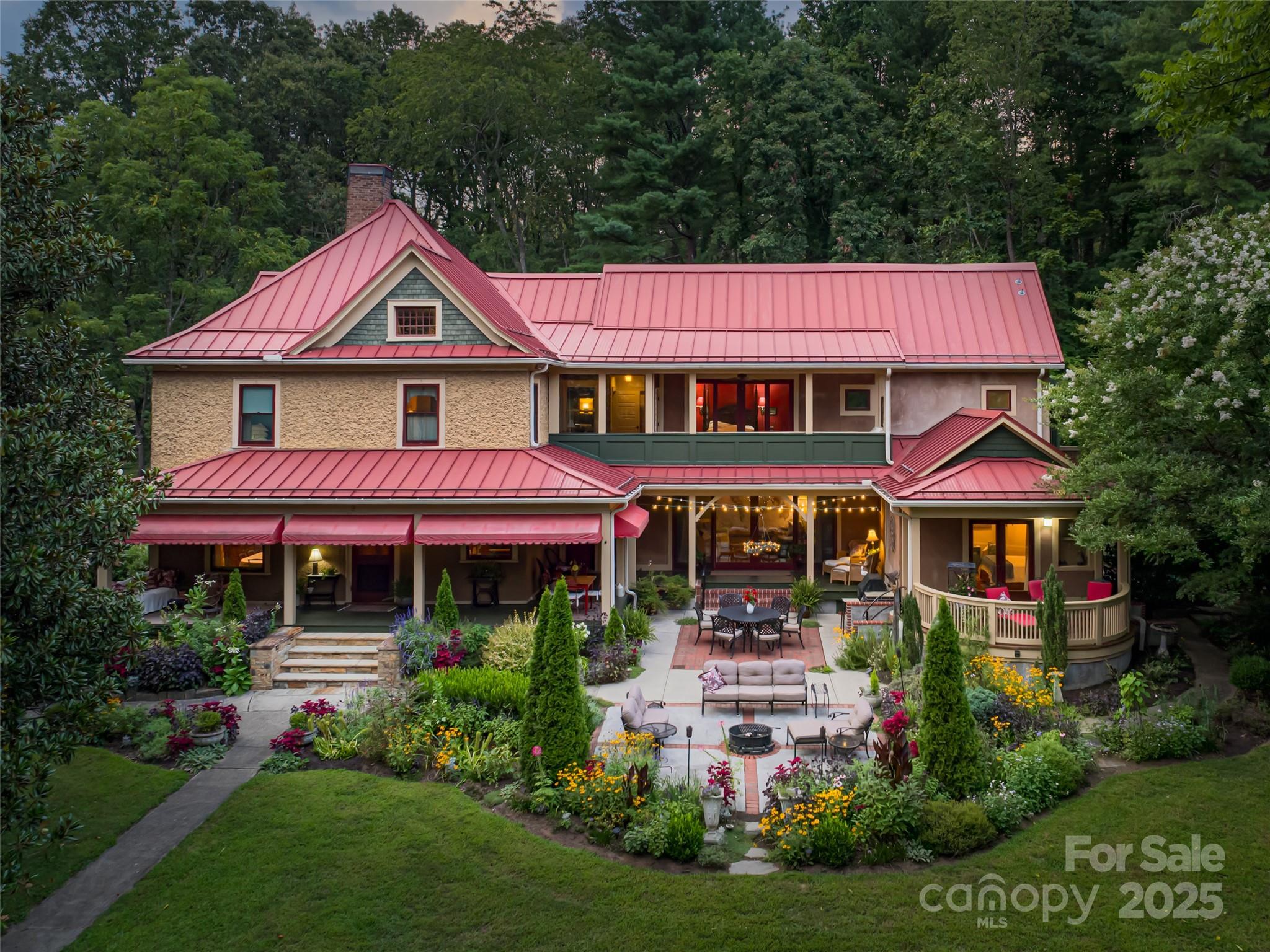 9 West Street Extension — Asheville
