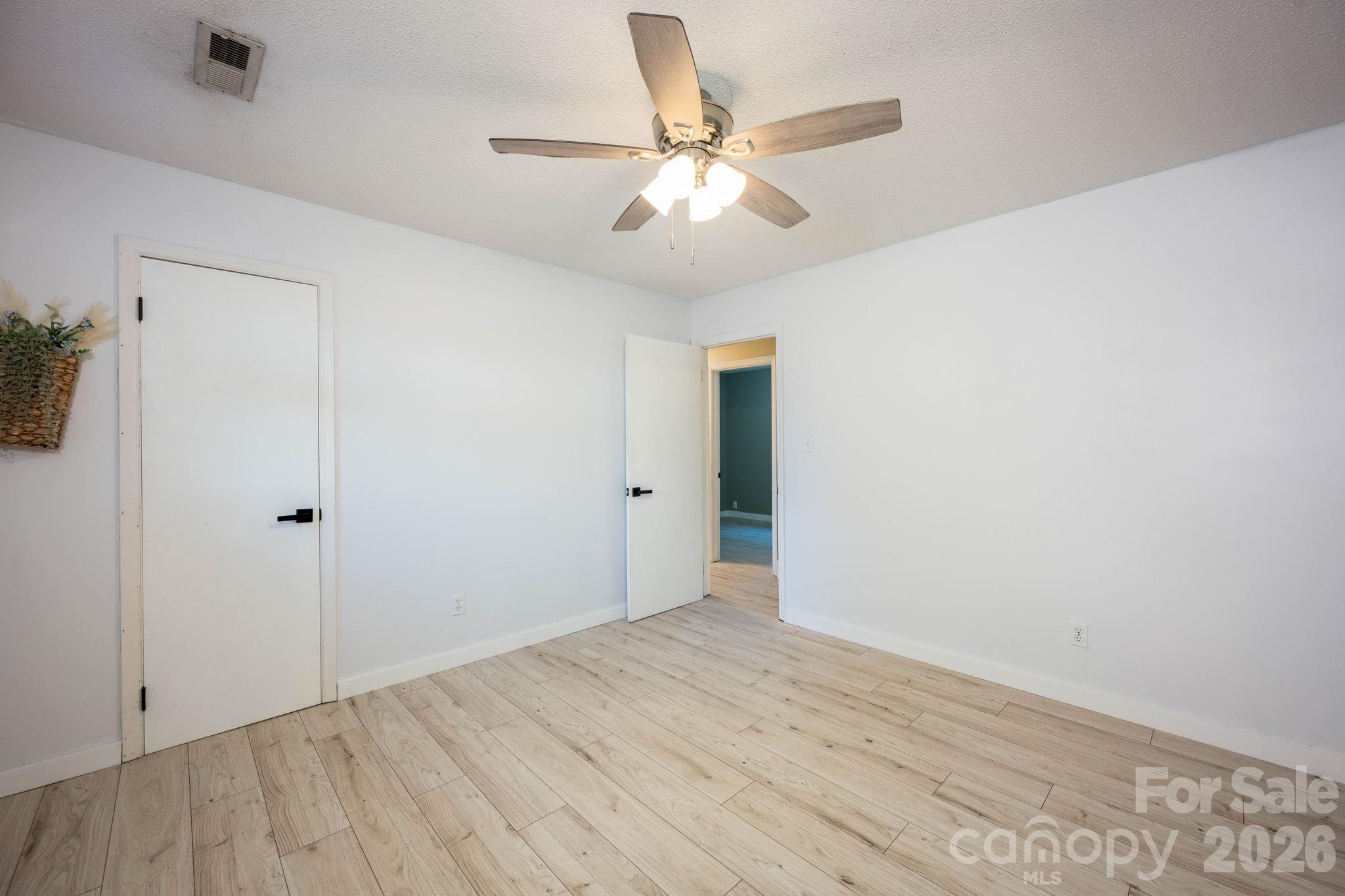 827 Brookwood Drive — Mooresville