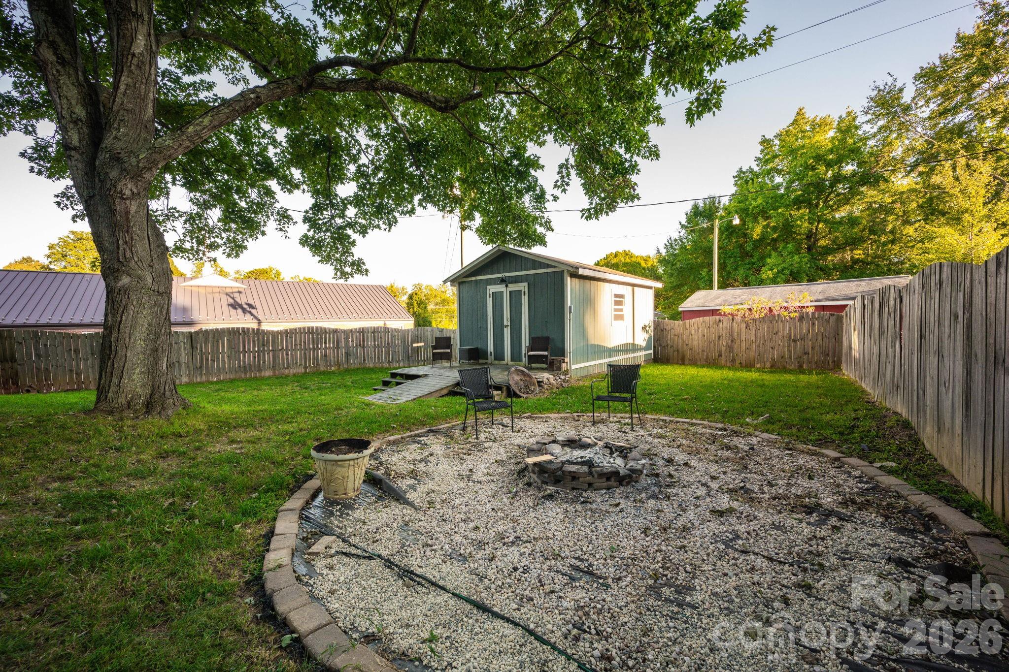 827 Brookwood Drive — Mooresville