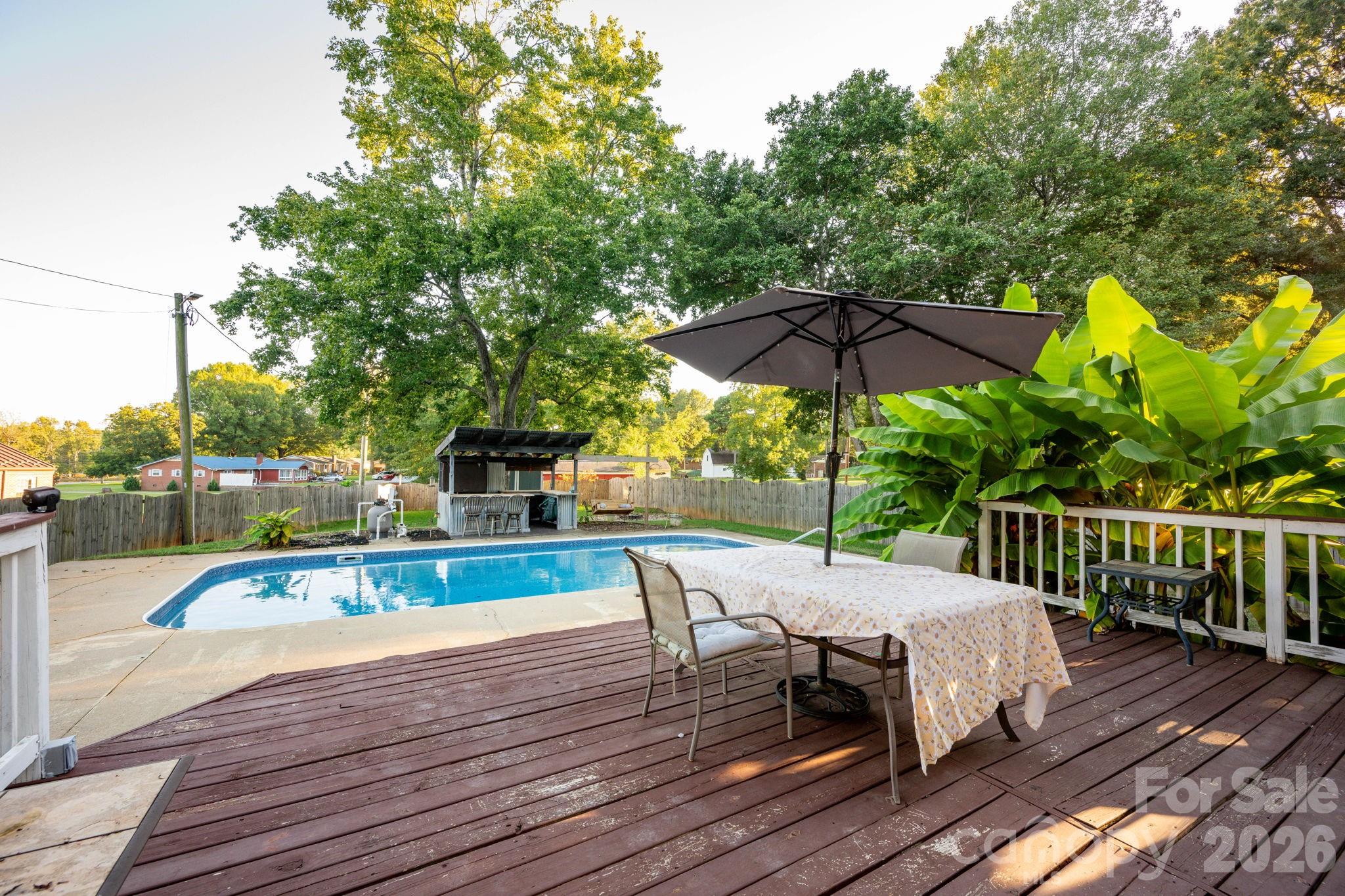 827 Brookwood Drive — Mooresville