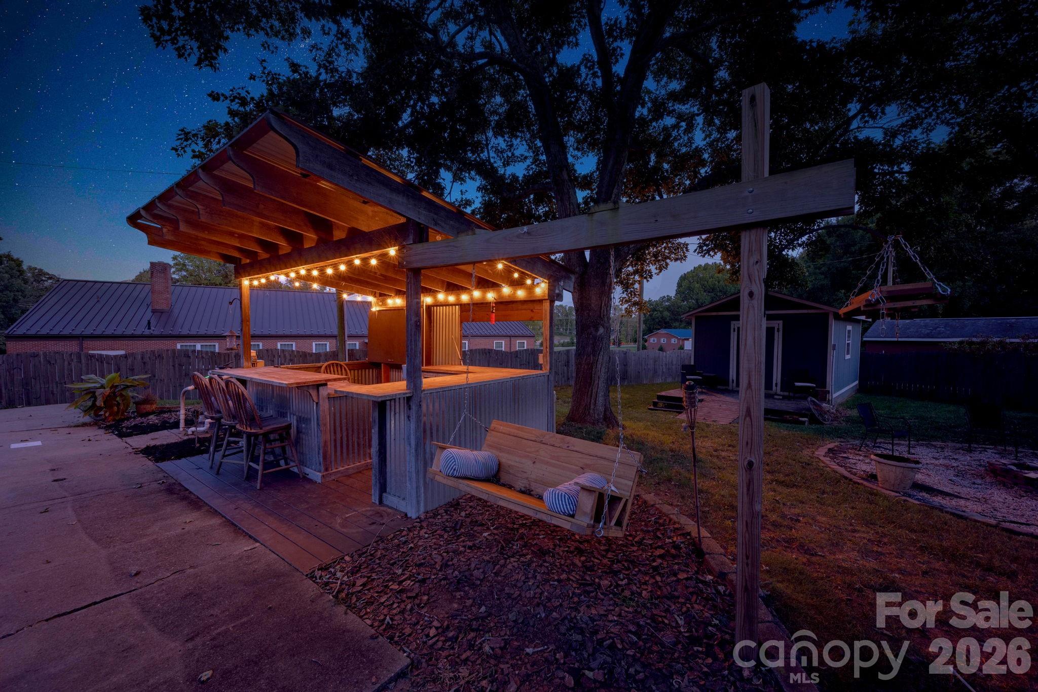 827 Brookwood Drive — Mooresville