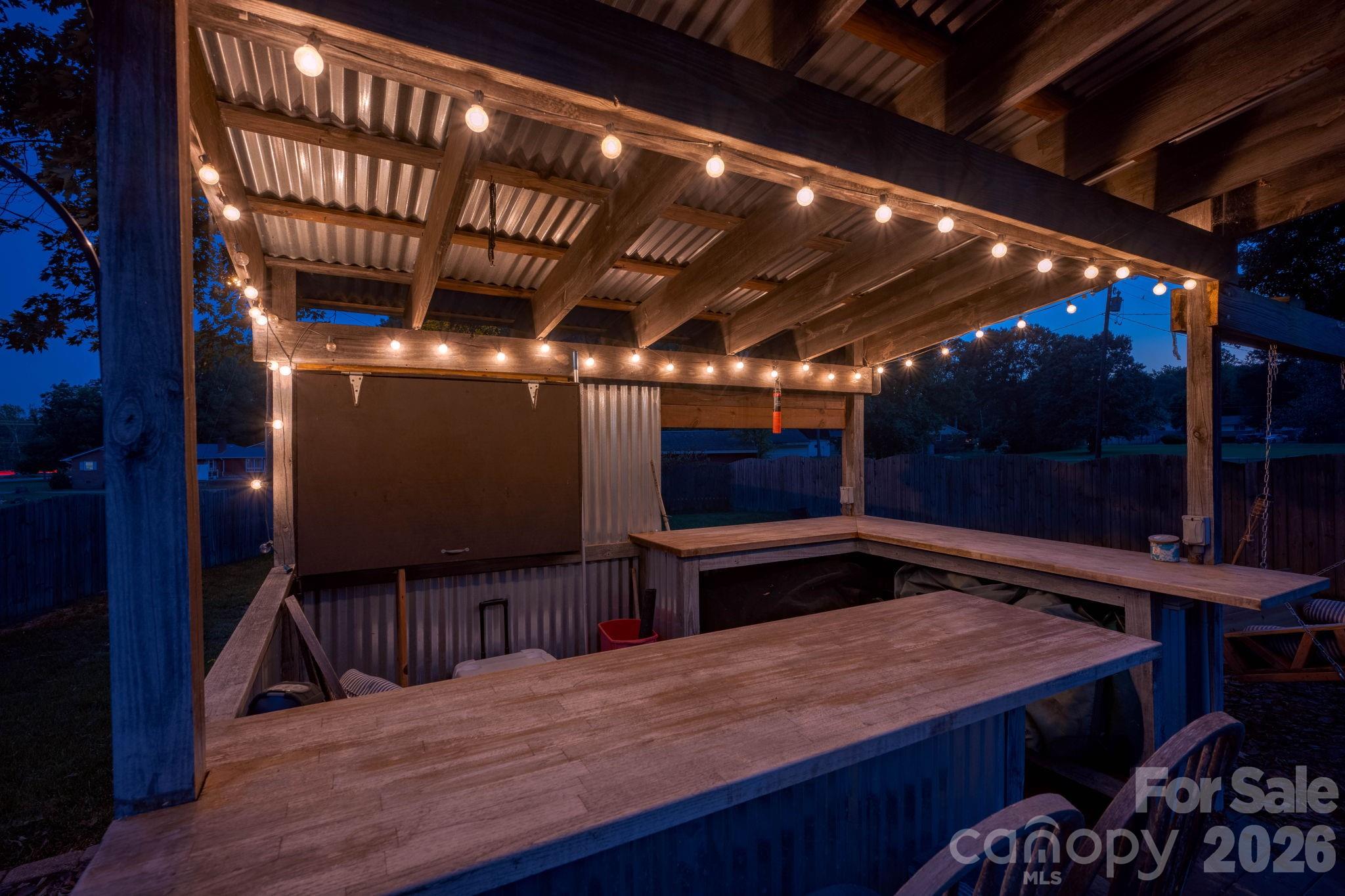 827 Brookwood Drive — Mooresville