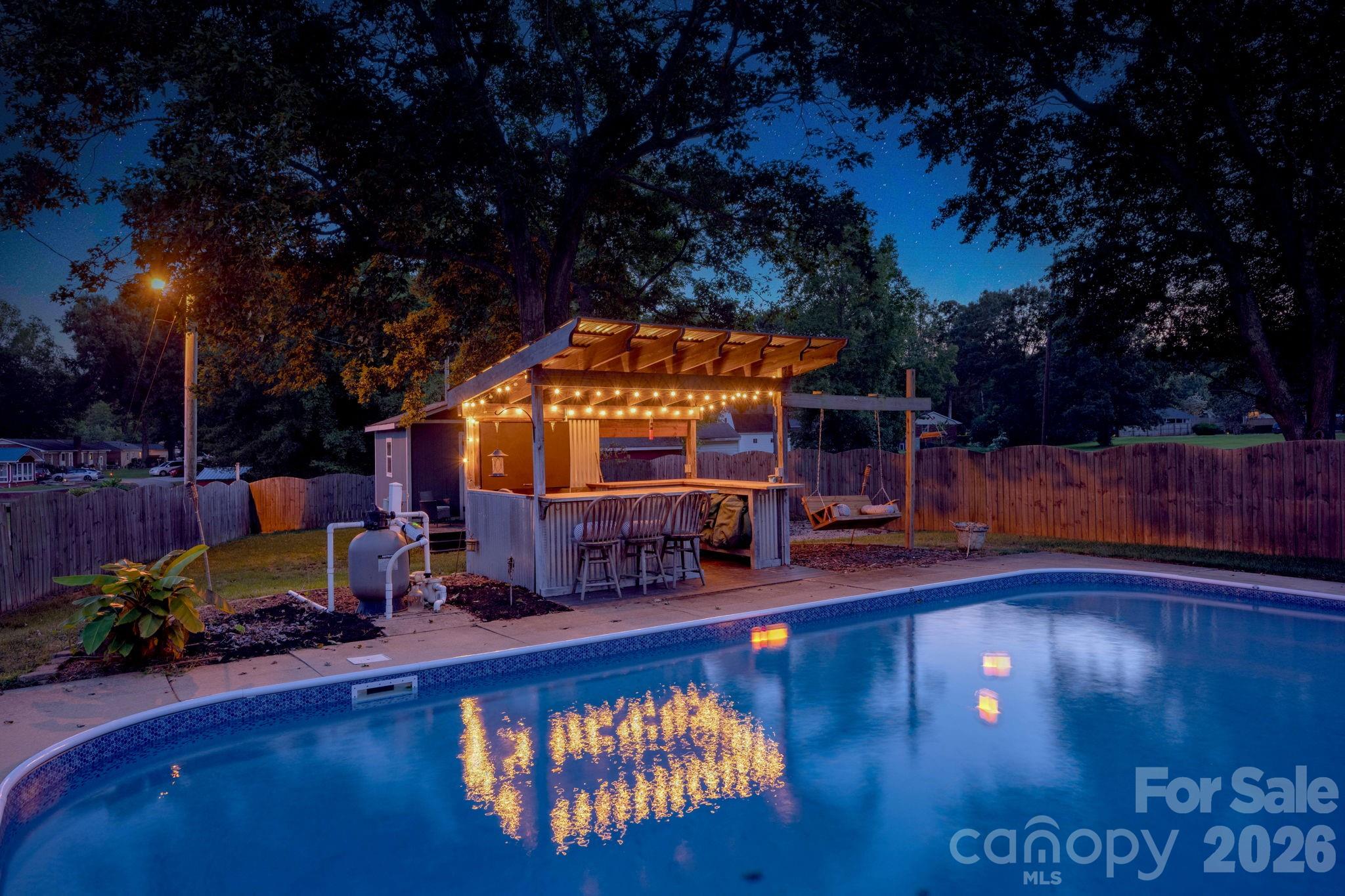 827 Brookwood Drive — Mooresville