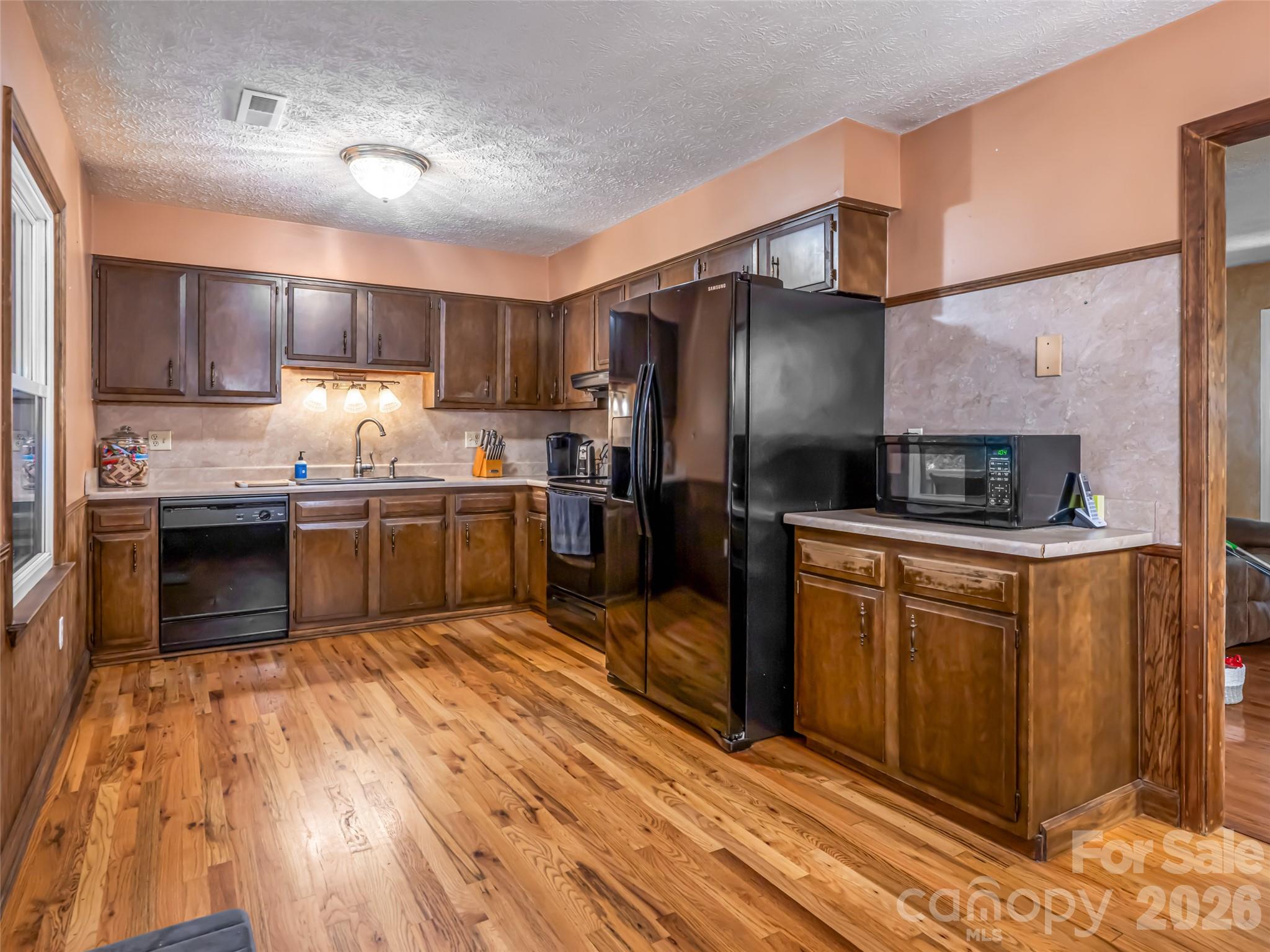 50 Tuckaway Drive — Asheville