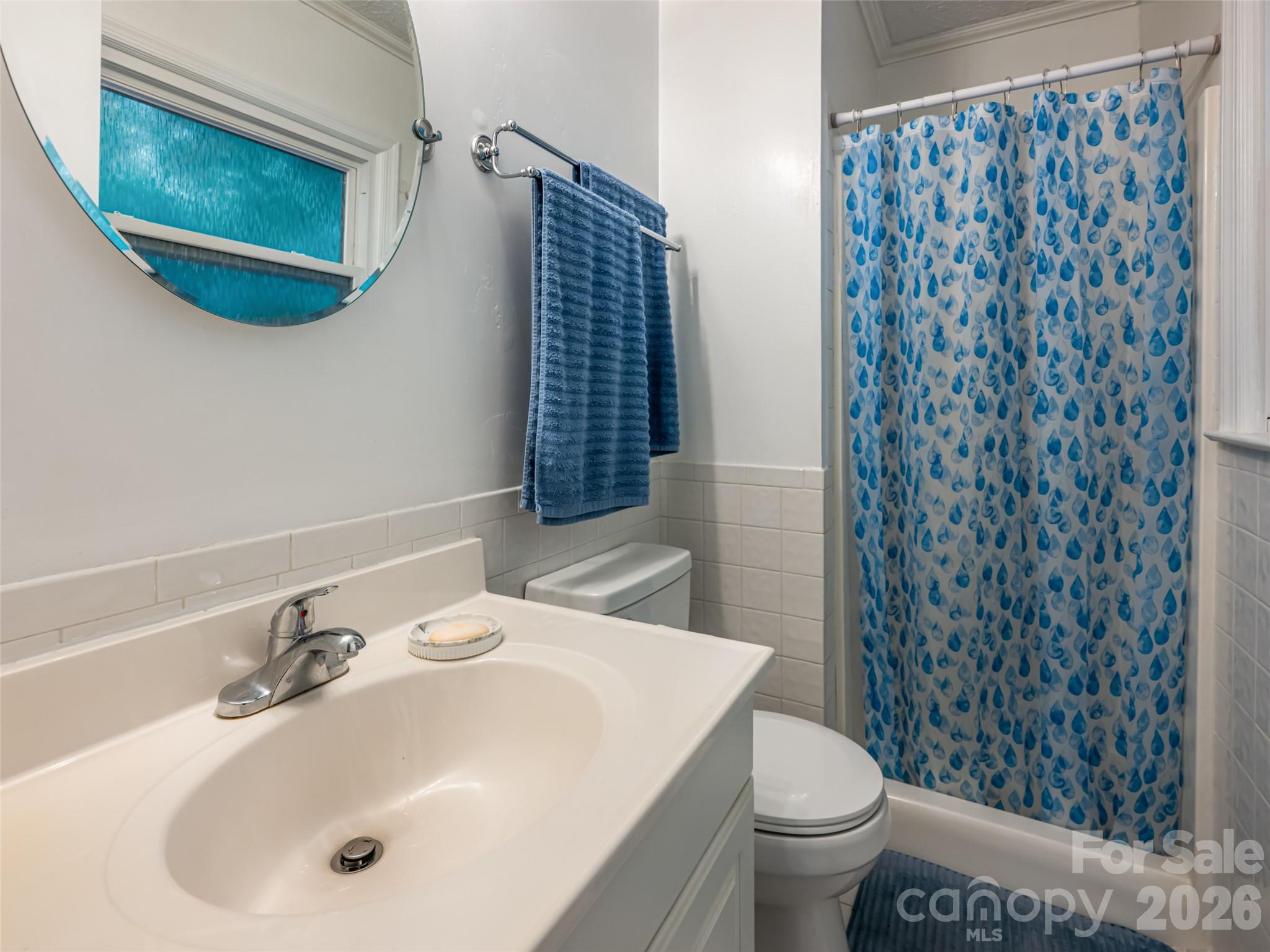 50 Tuckaway Drive — Asheville
