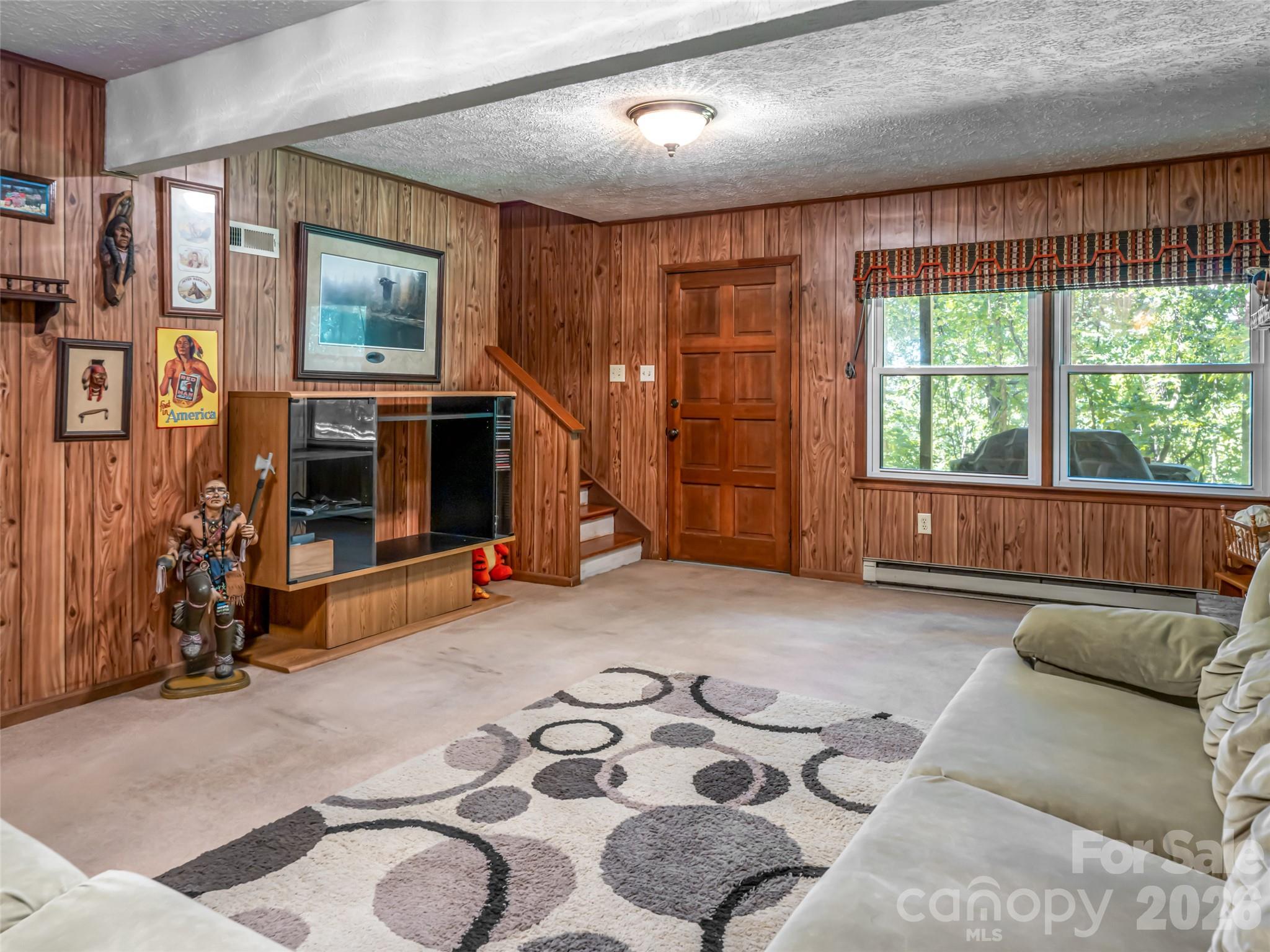 50 Tuckaway Drive — Asheville