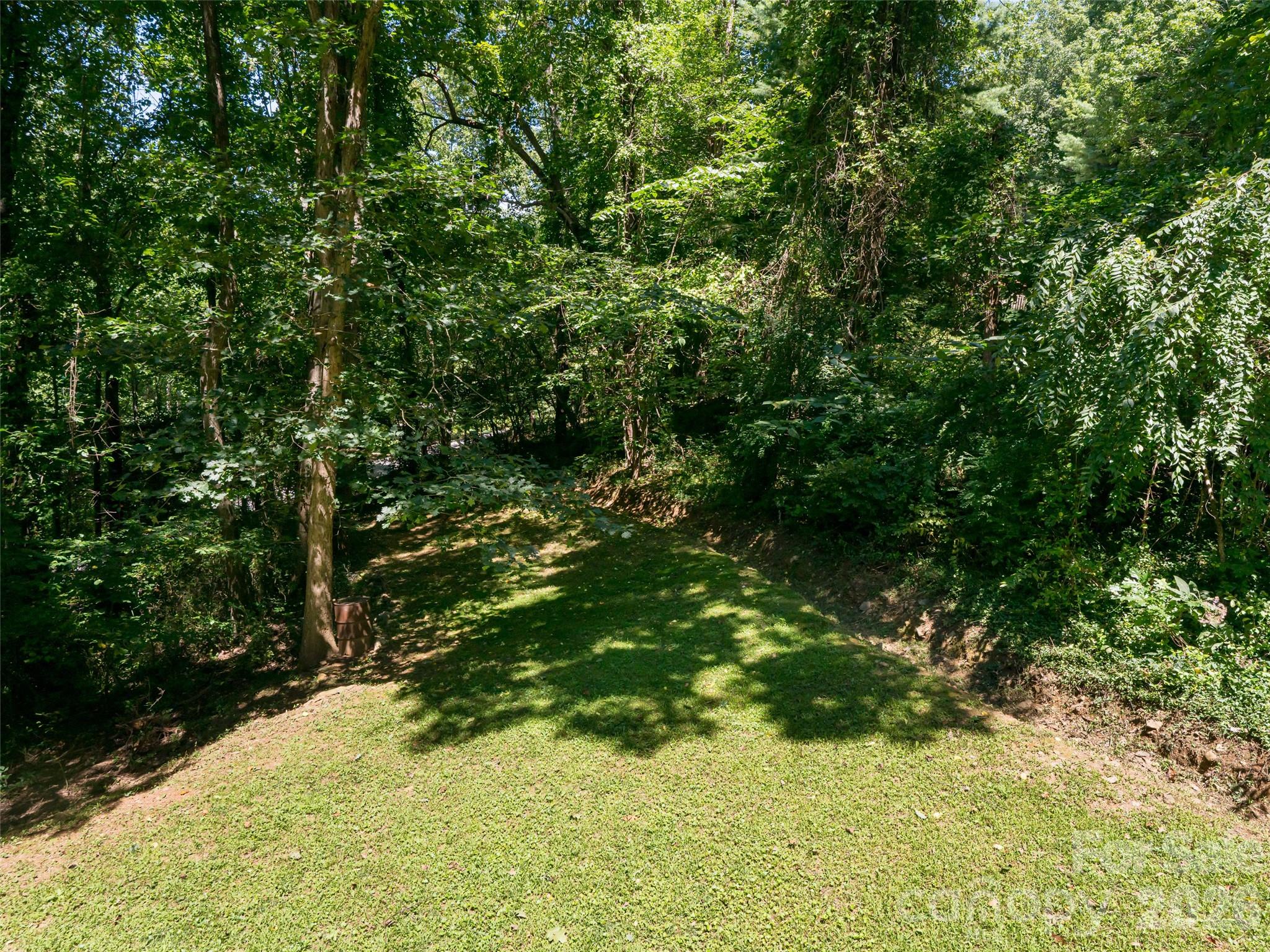 50 Tuckaway Drive — Asheville