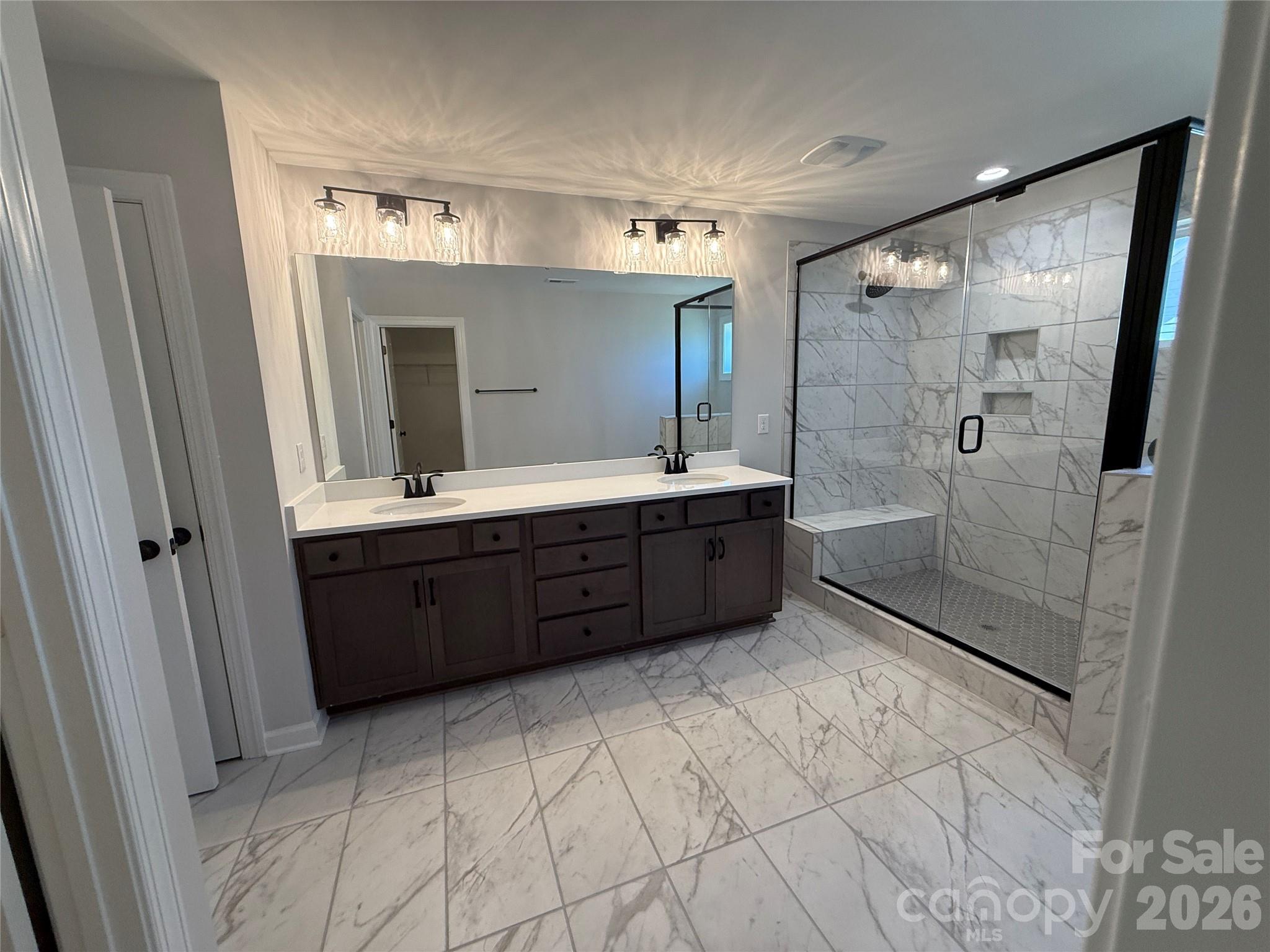 4048 Zinnia Drive #CGE0101 — Harrisburg
