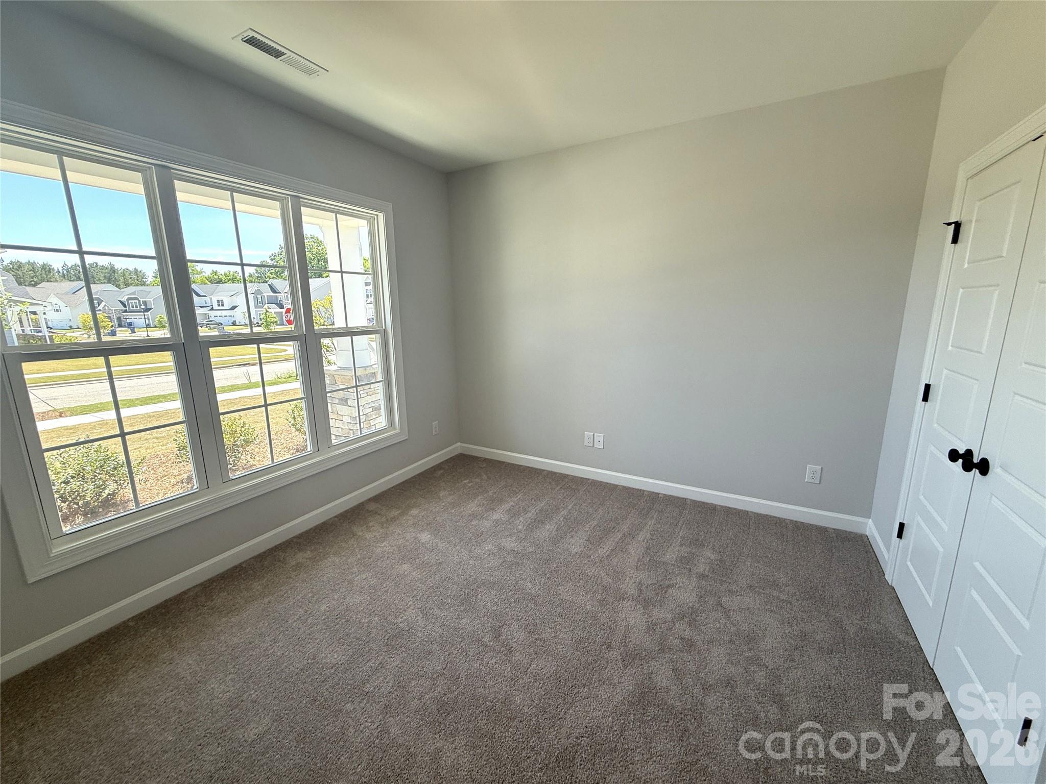 4048 Zinnia Drive #CGE0101 — Harrisburg