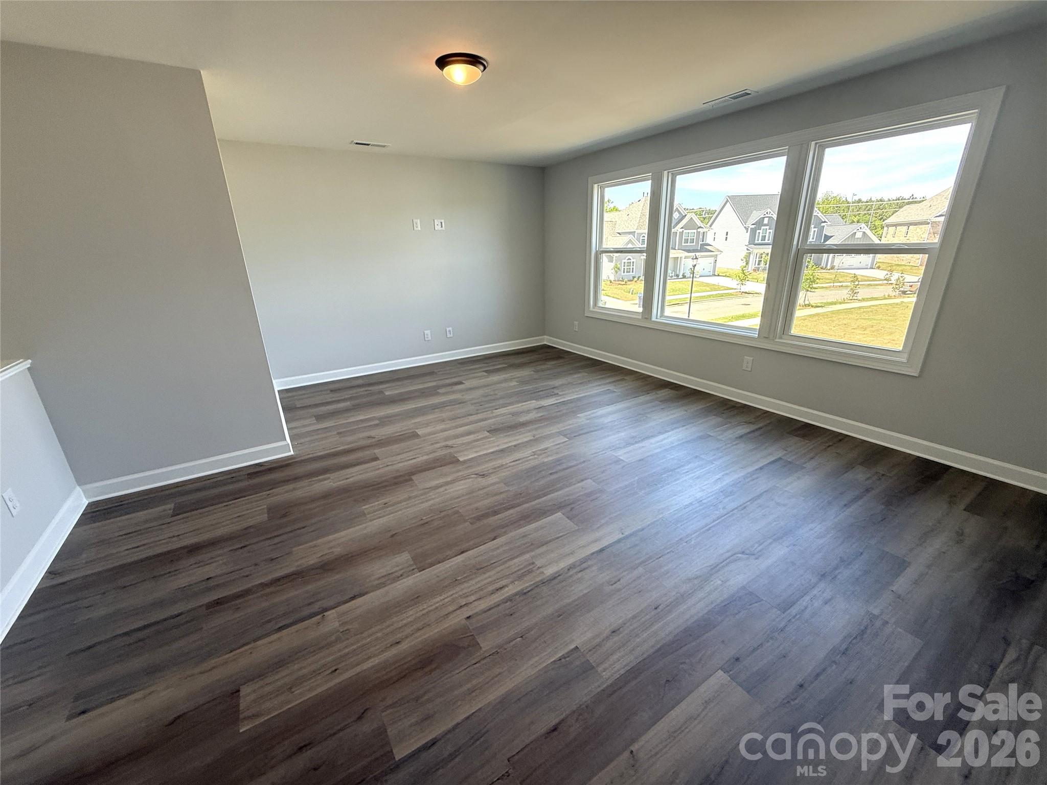 4048 Zinnia Drive #CGE0101 — Harrisburg