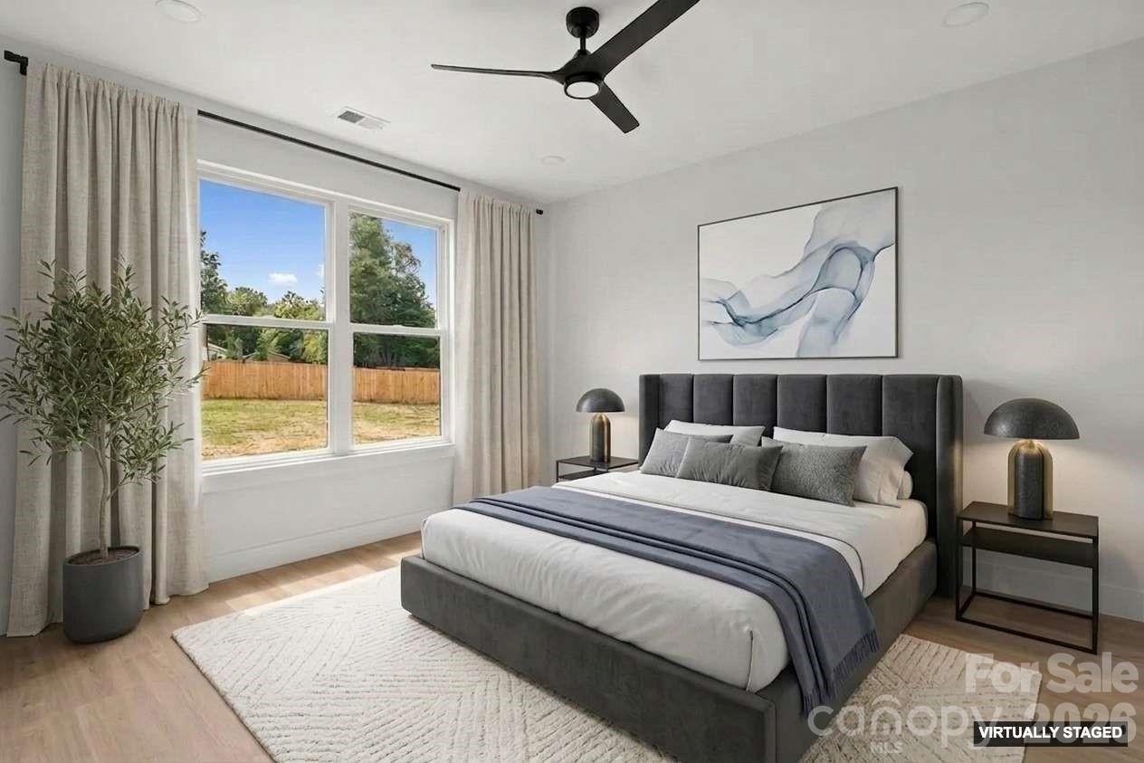 760 New Hope Road — Flat Rock