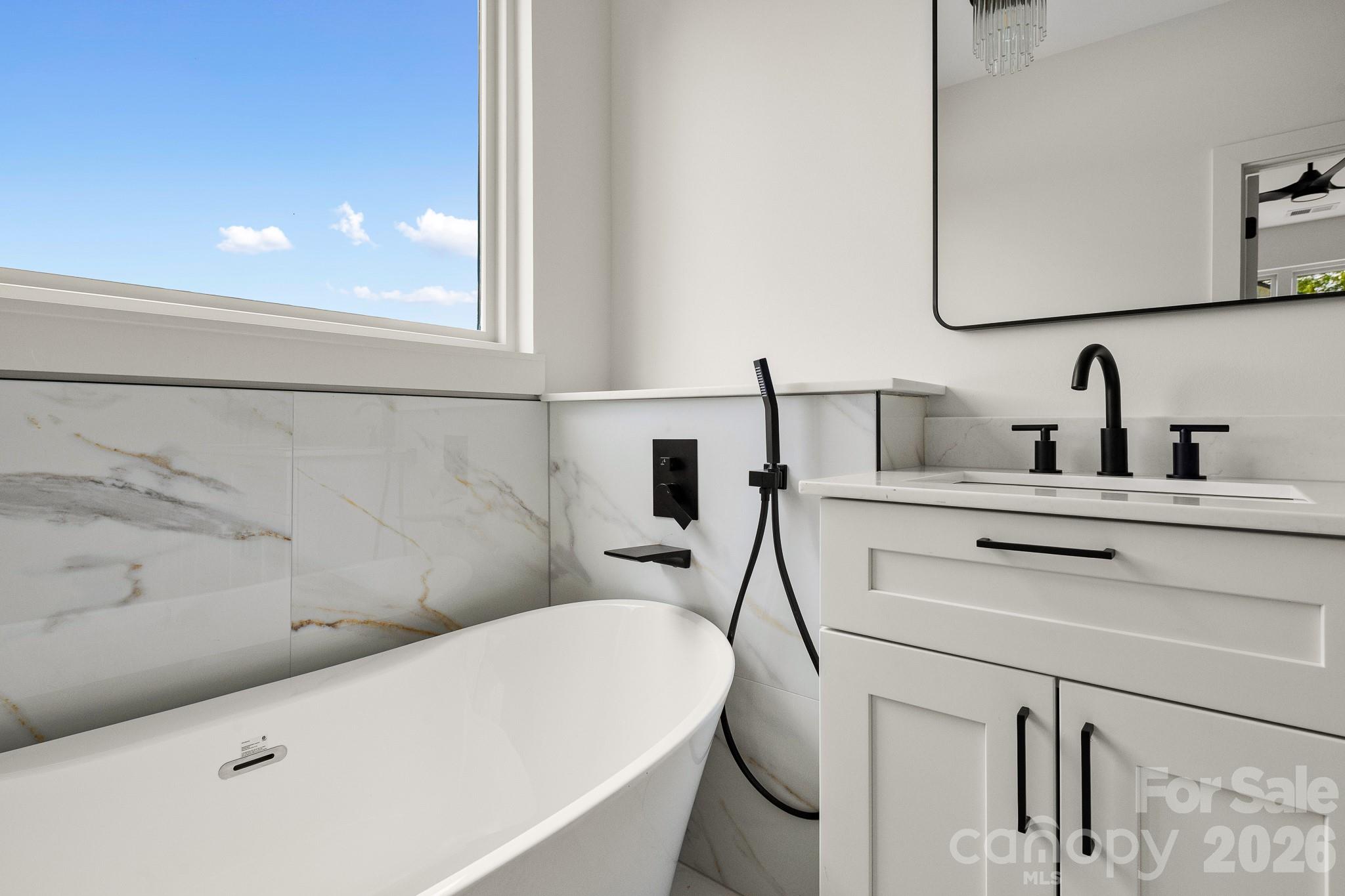 760 New Hope Road — Flat Rock