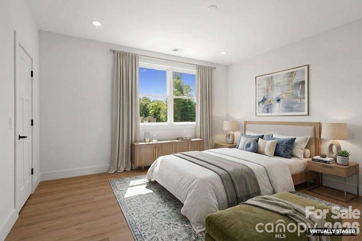 760 New Hope Road — Flat Rock