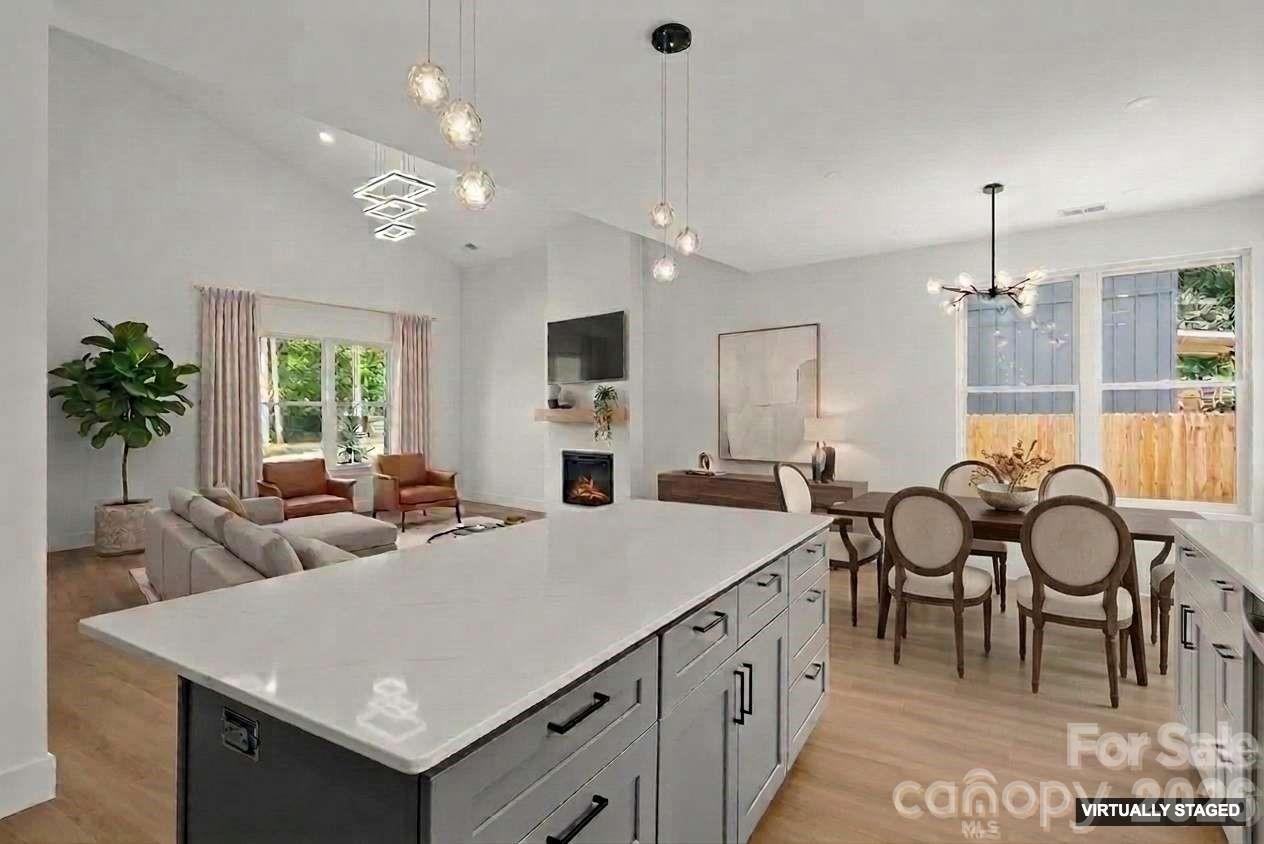 760 New Hope Road — Flat Rock