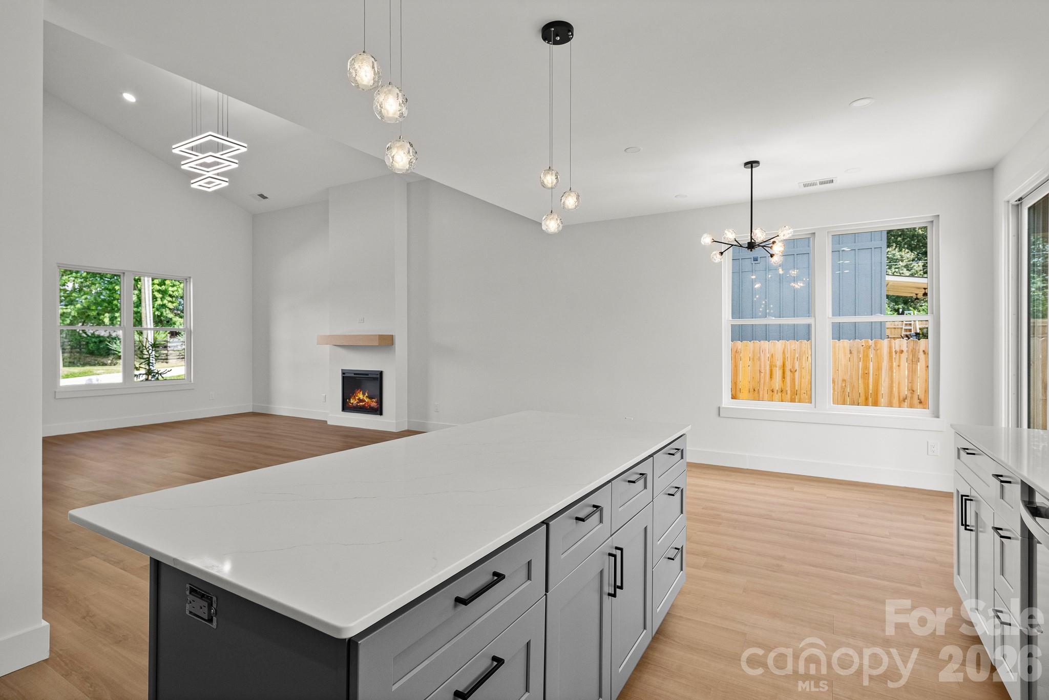 760 New Hope Road — Flat Rock