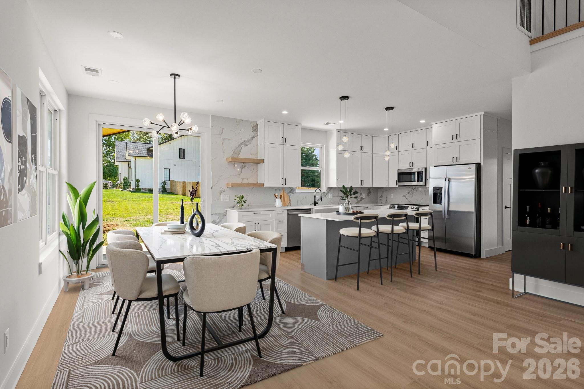 760 New Hope Road — Flat Rock