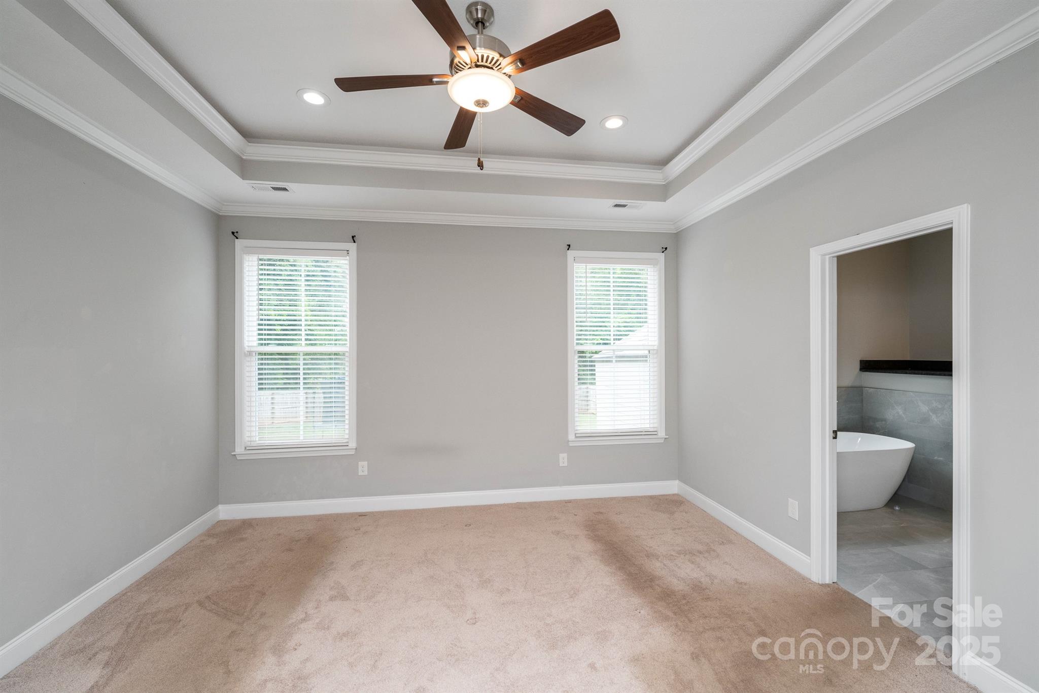 100 Holly Drive — Duncan
