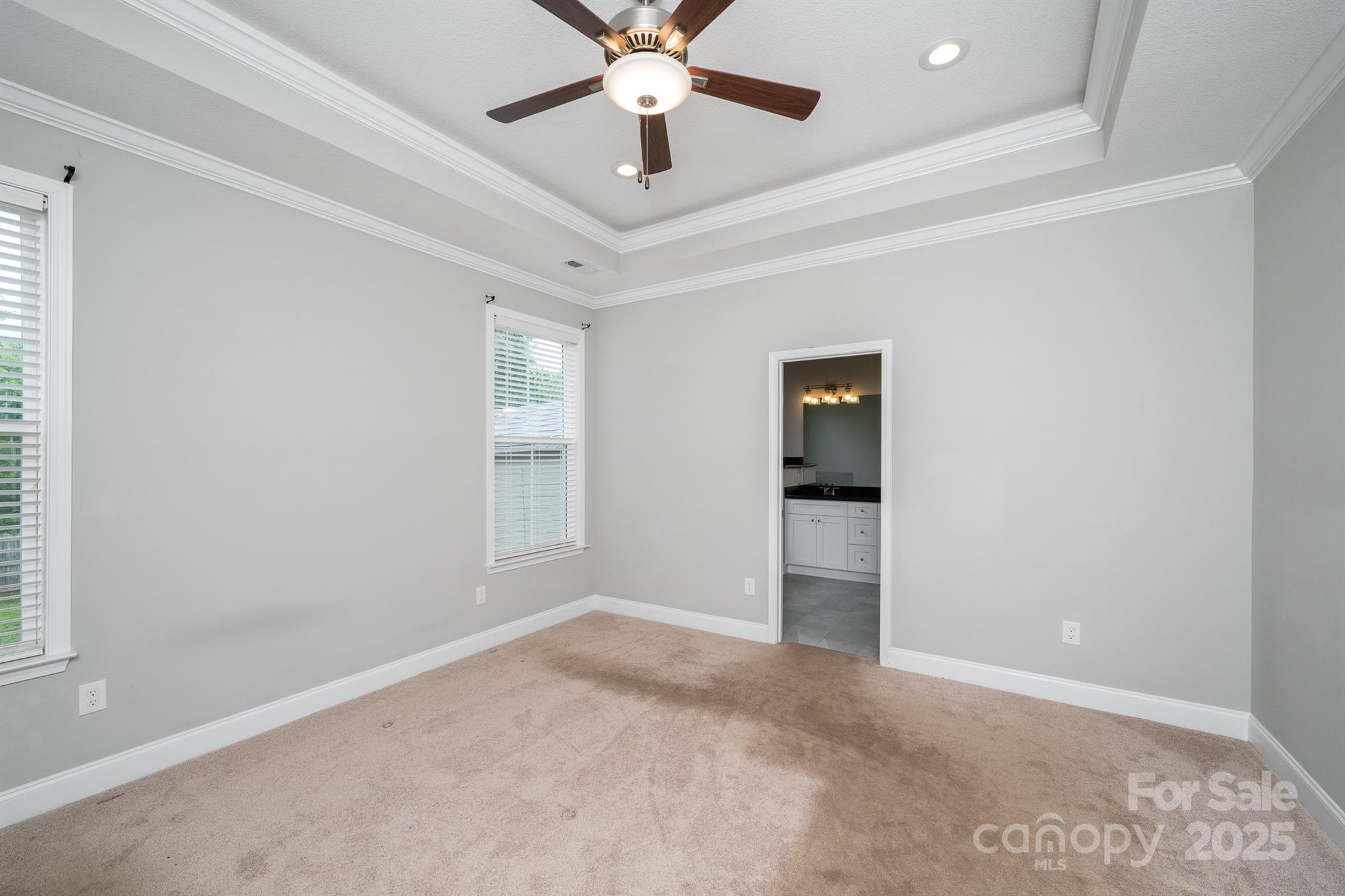 100 Holly Drive — Duncan