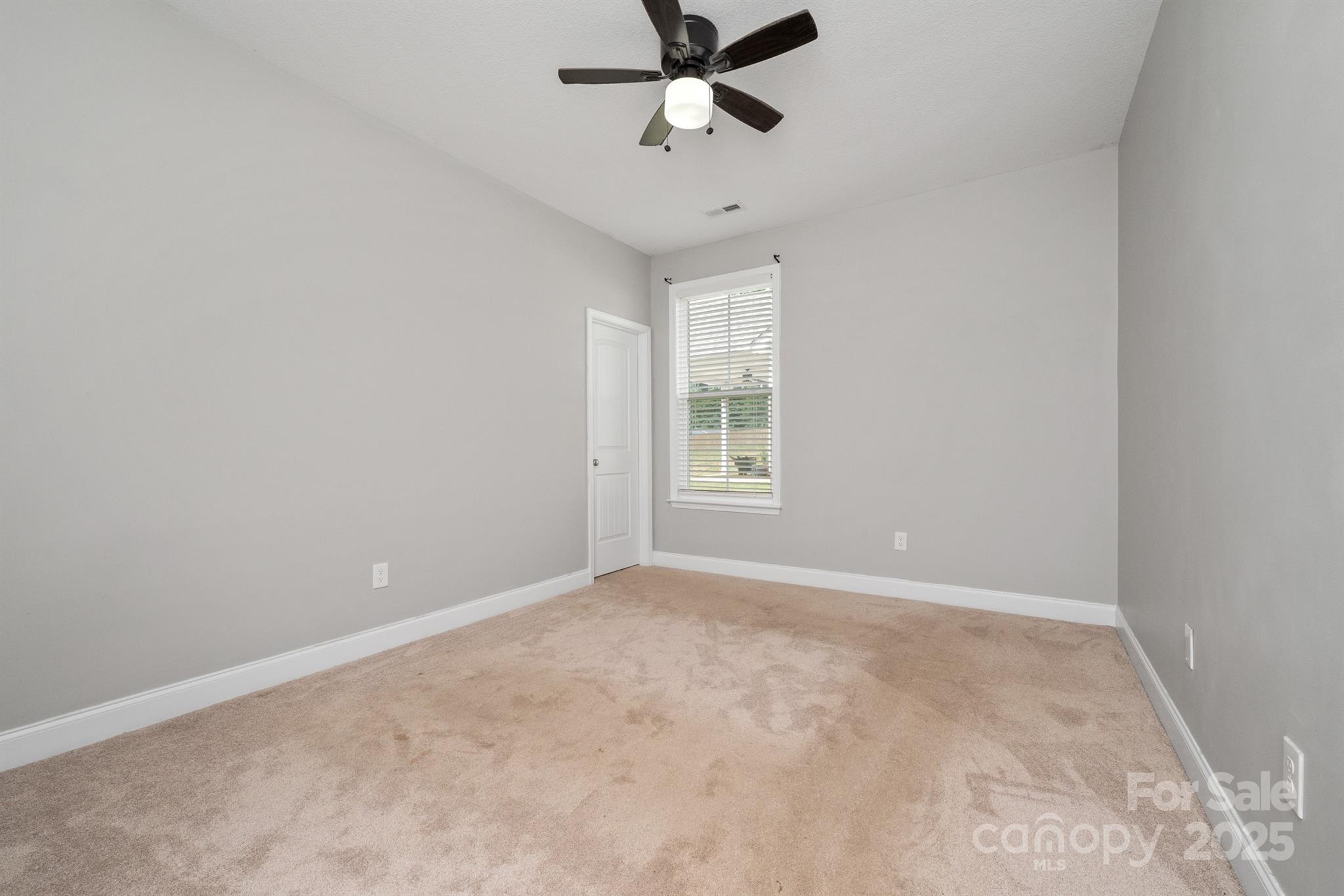 100 Holly Drive — Duncan