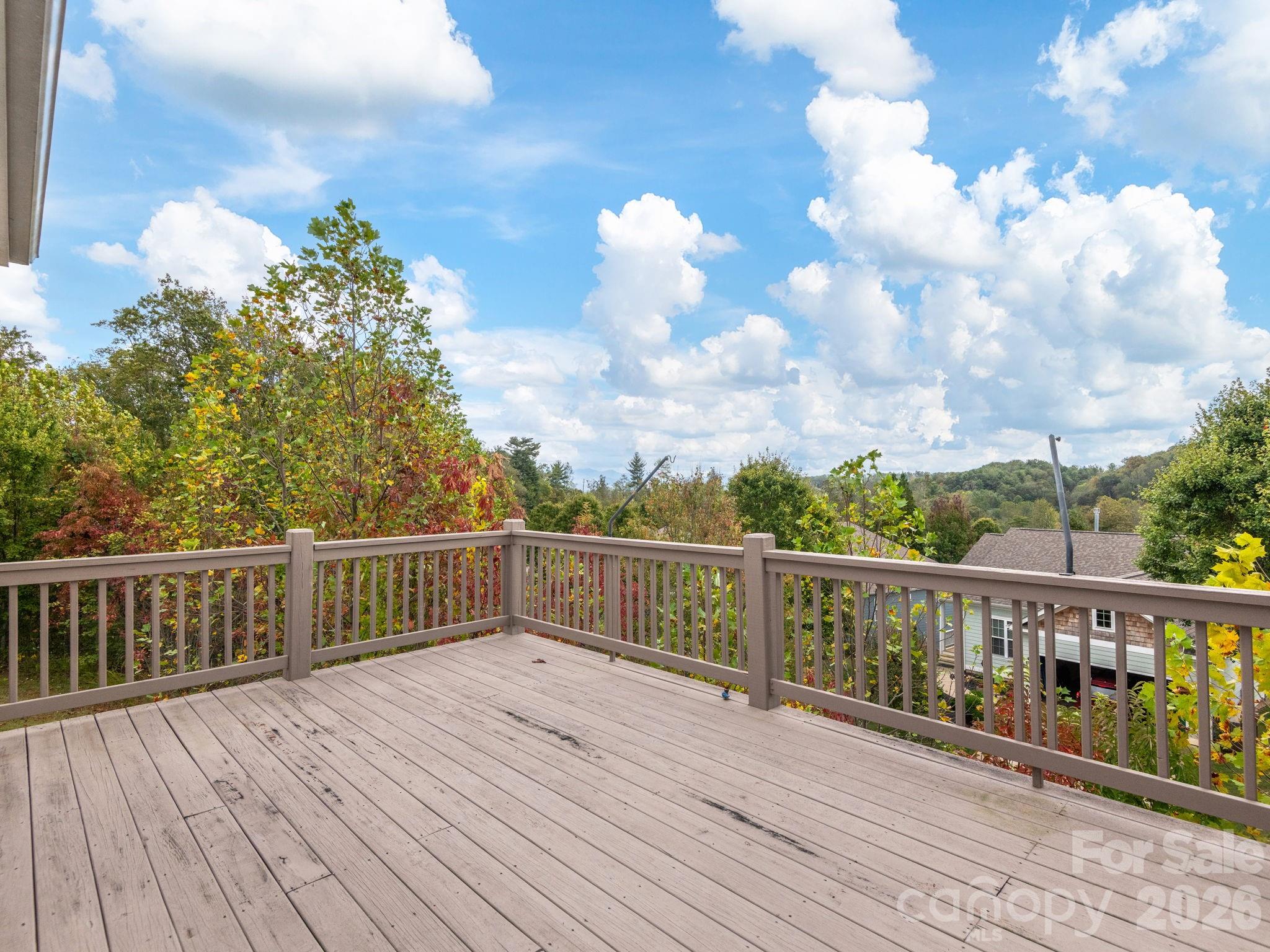78 Rose Creek Road — Leicester
