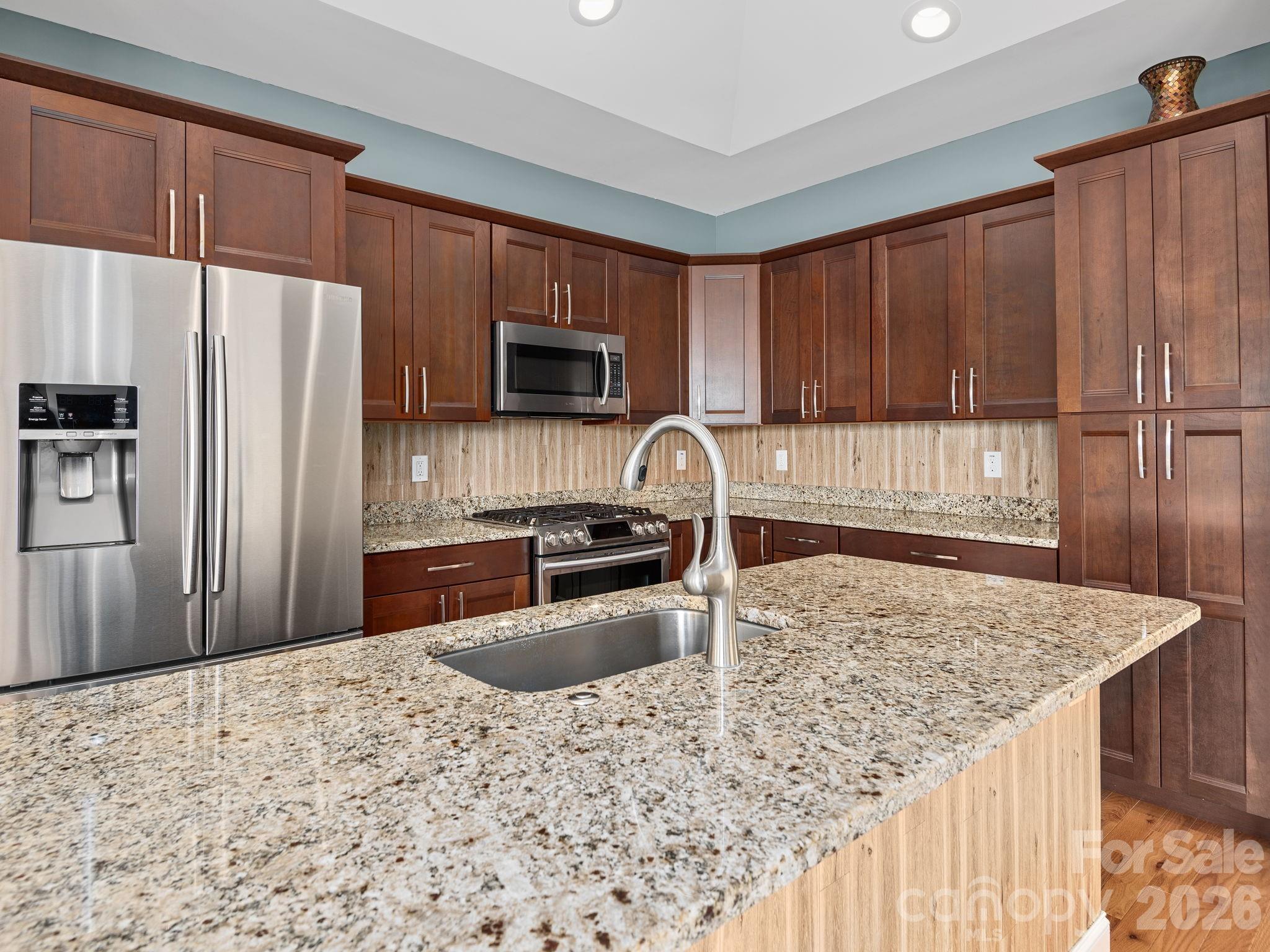 78 Rose Creek Road — Leicester