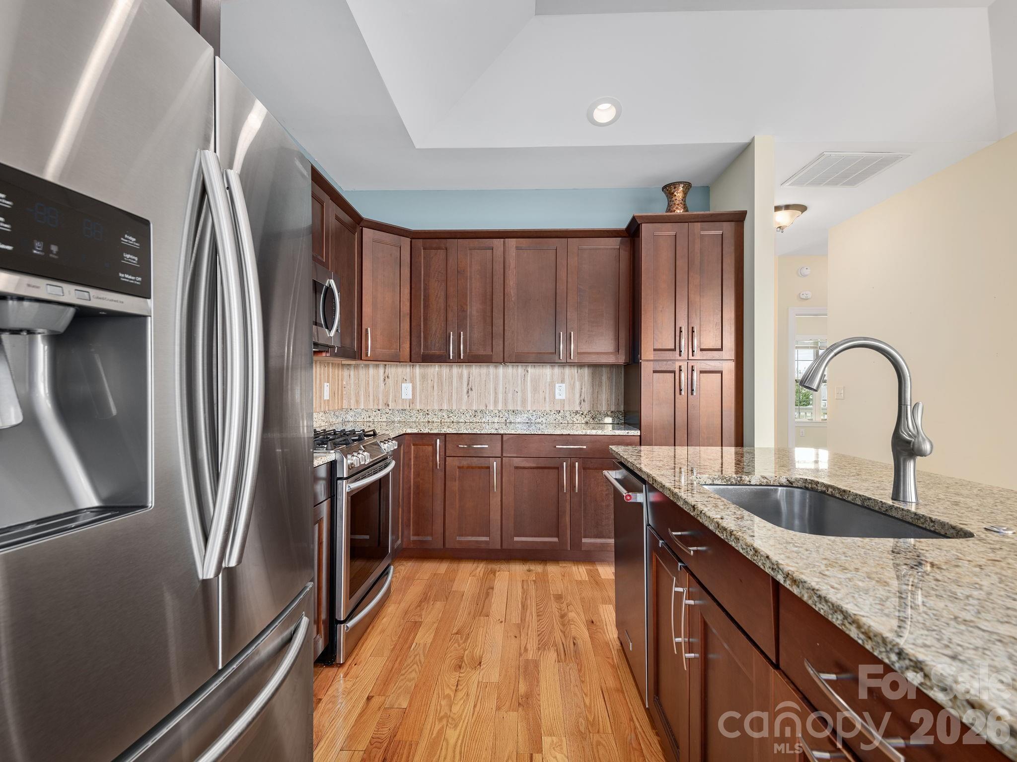 78 Rose Creek Road — Leicester