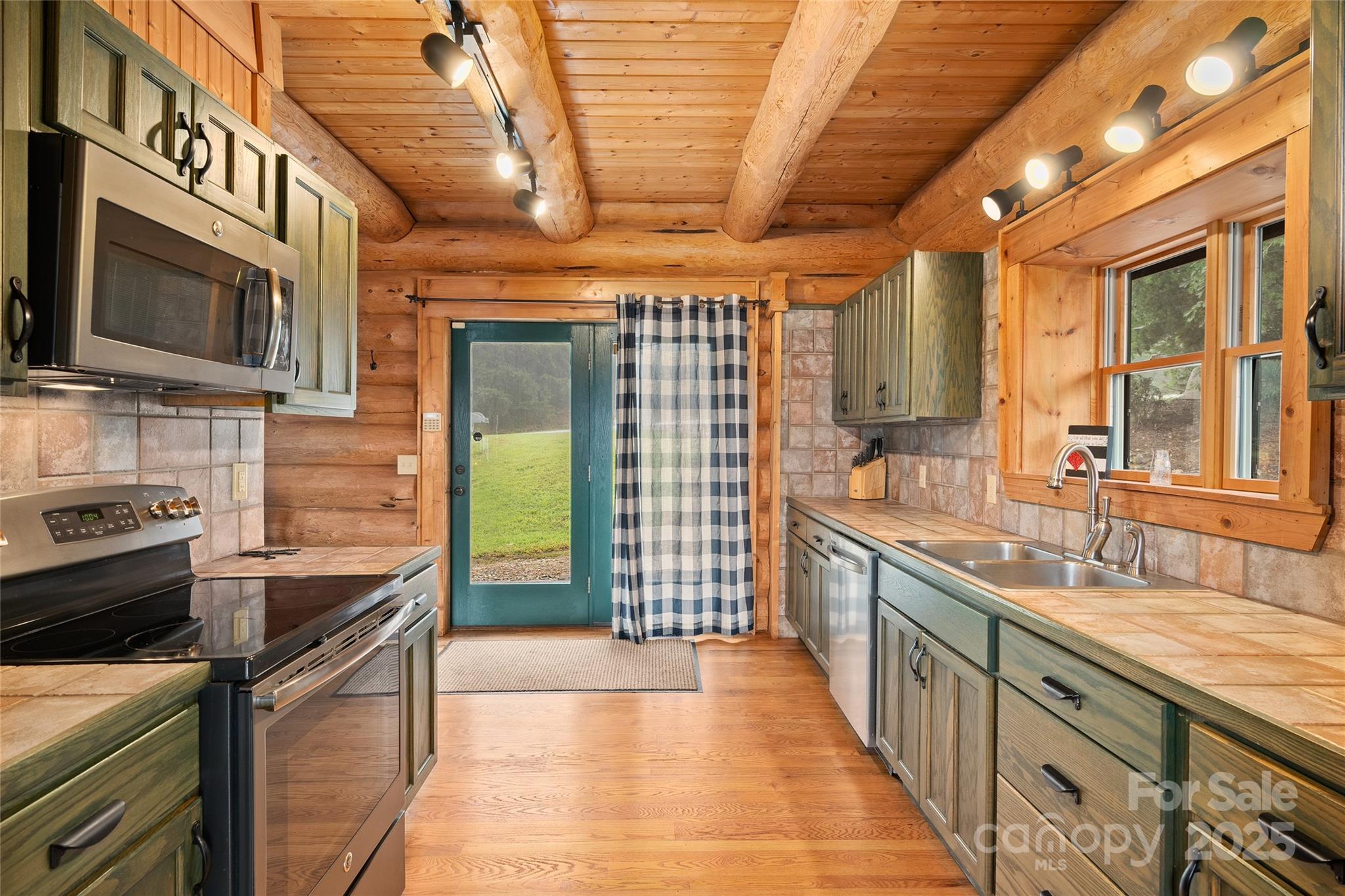 352 Arbra Mountain Way — Bostic