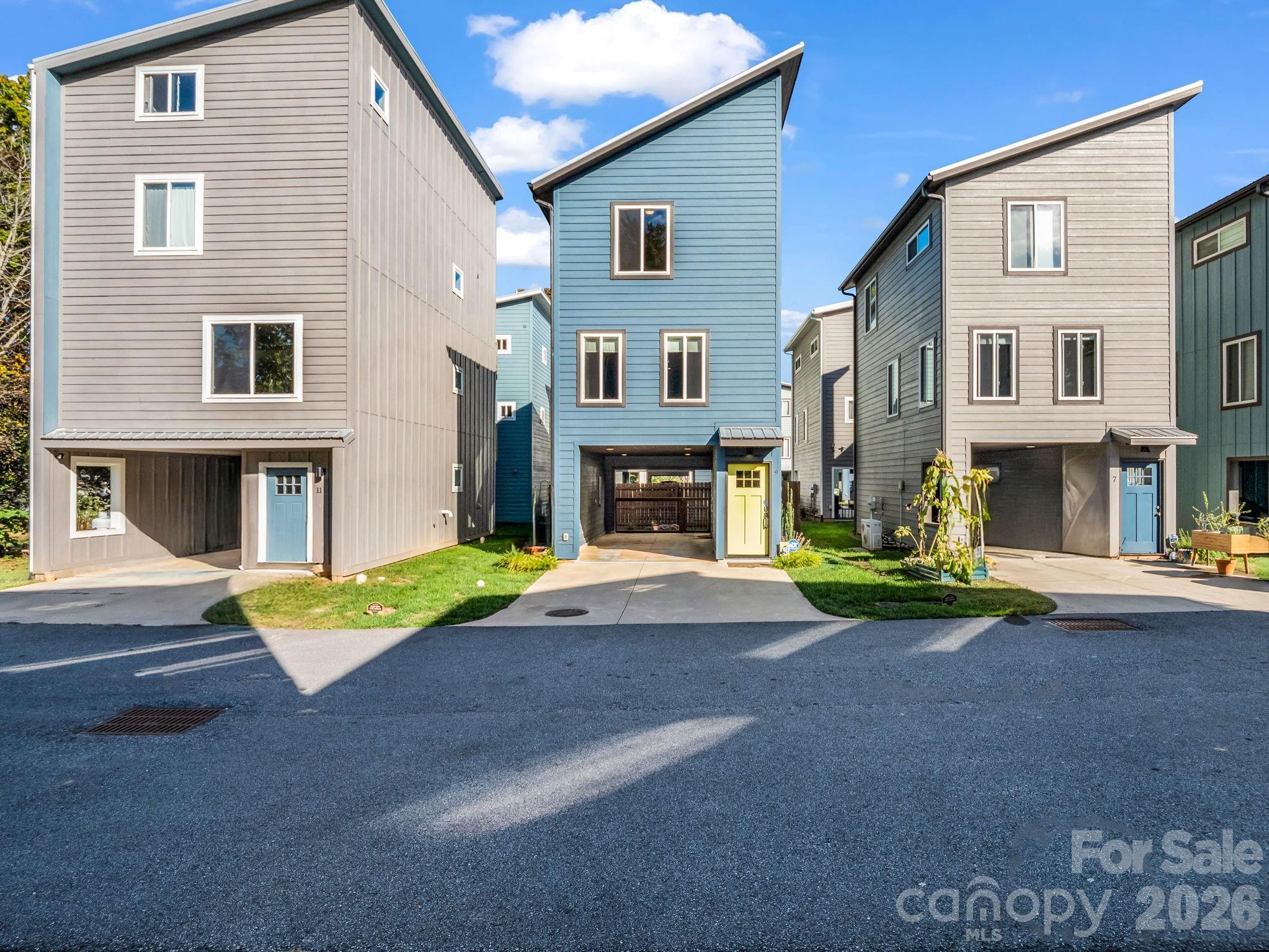9 W Citra Street — Arden