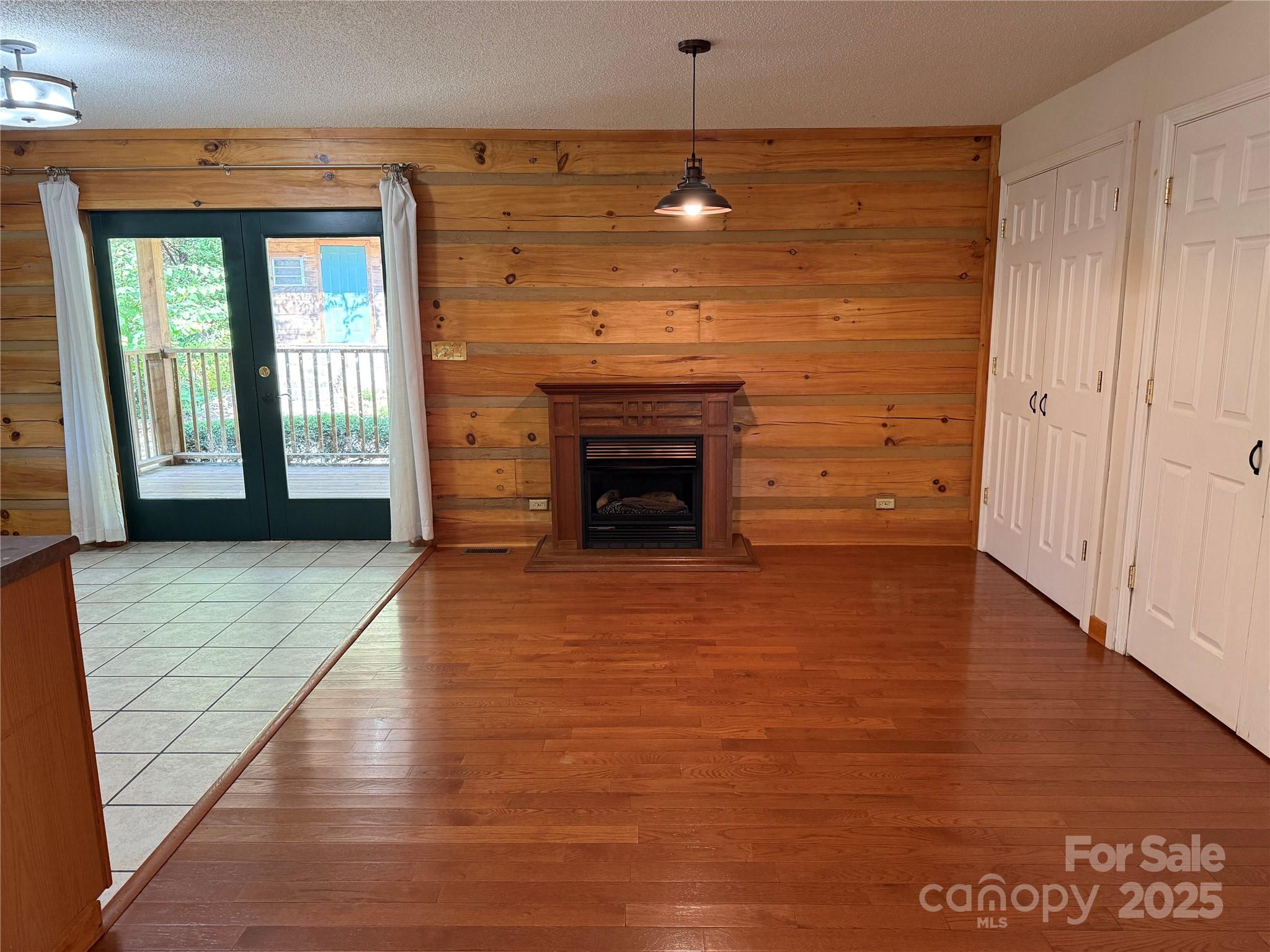 66 Ashlyn Lane — Tryon
