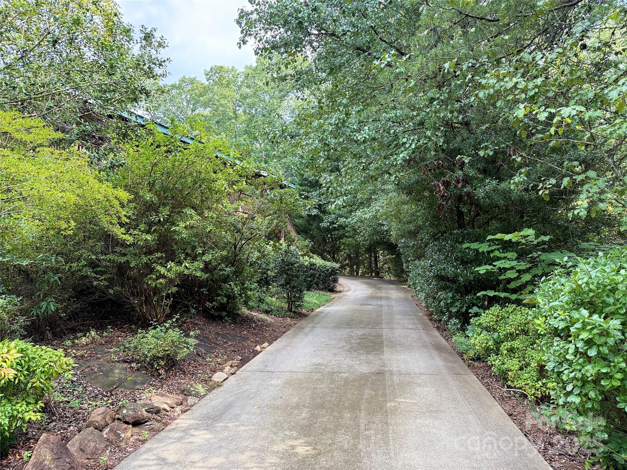 66 Ashlyn Lane — Tryon