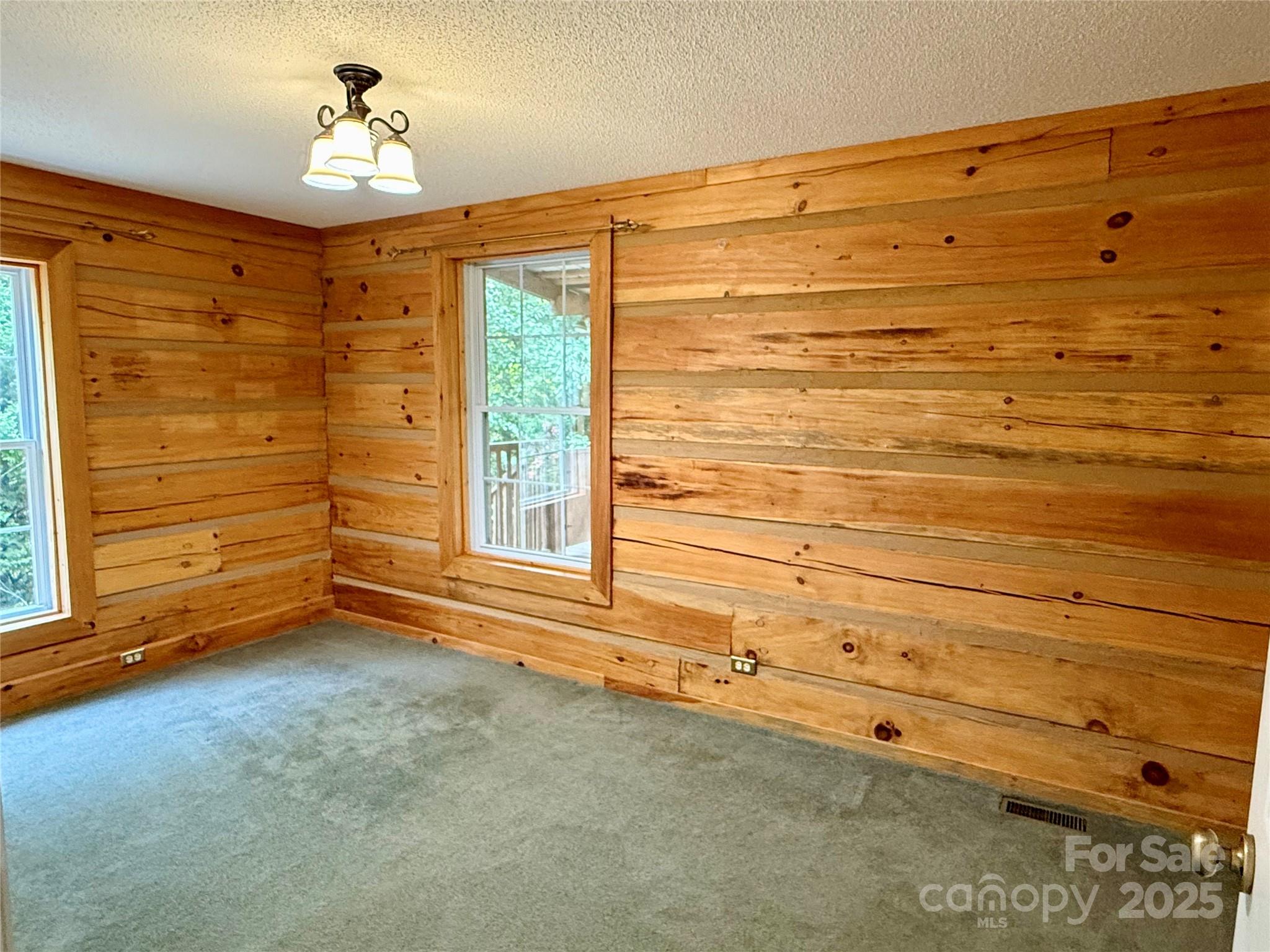 66 Ashlyn Lane — Tryon