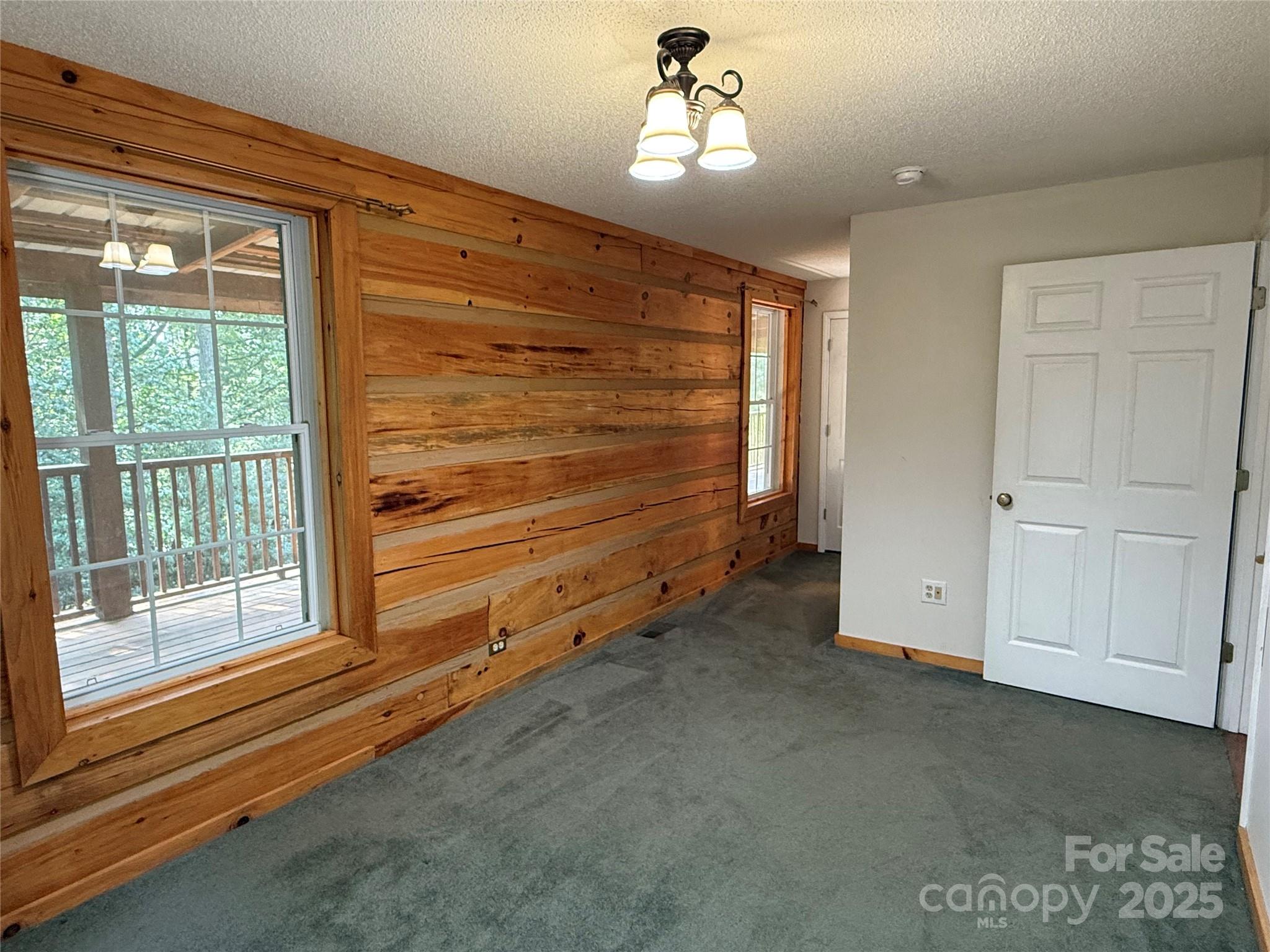 66 Ashlyn Lane — Tryon