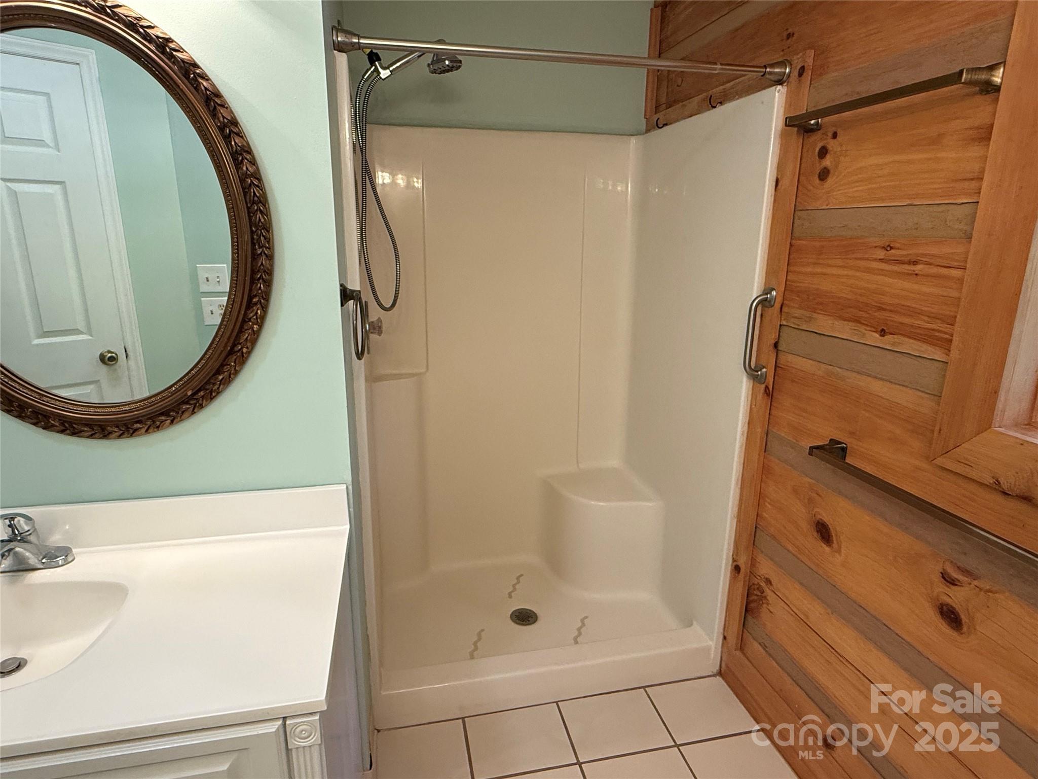 66 Ashlyn Lane — Tryon
