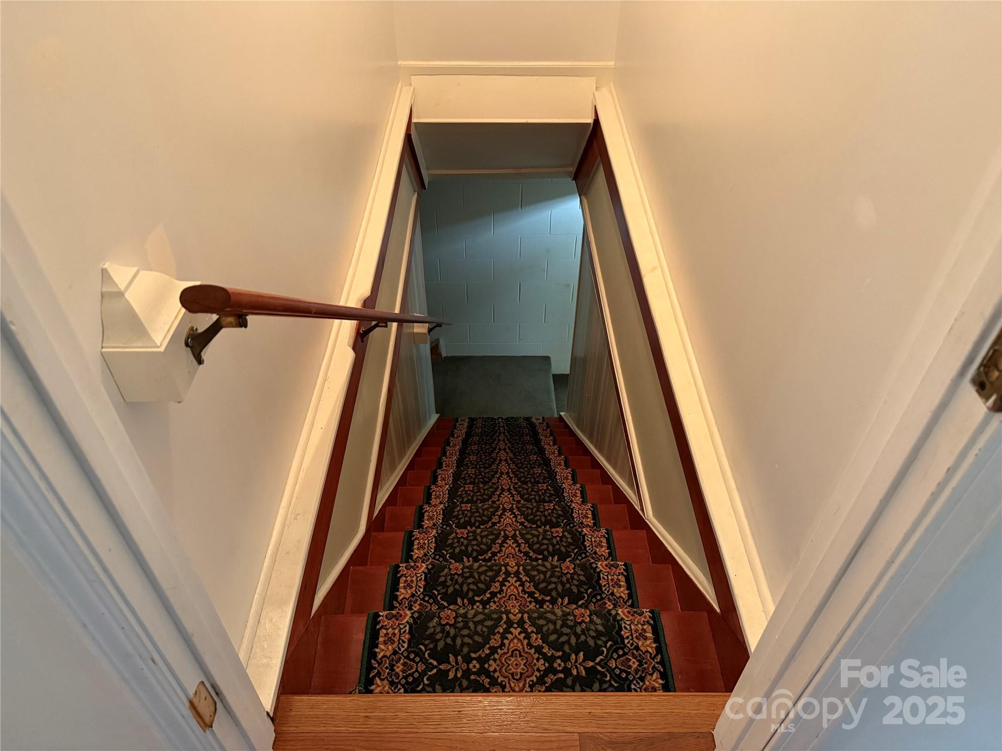 66 Ashlyn Lane — Tryon
