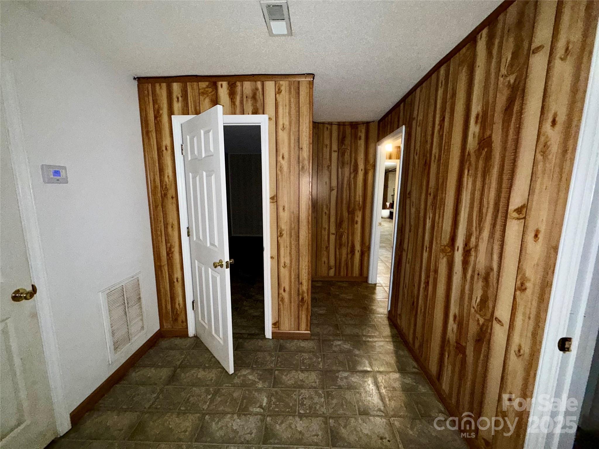 66 Ashlyn Lane — Tryon