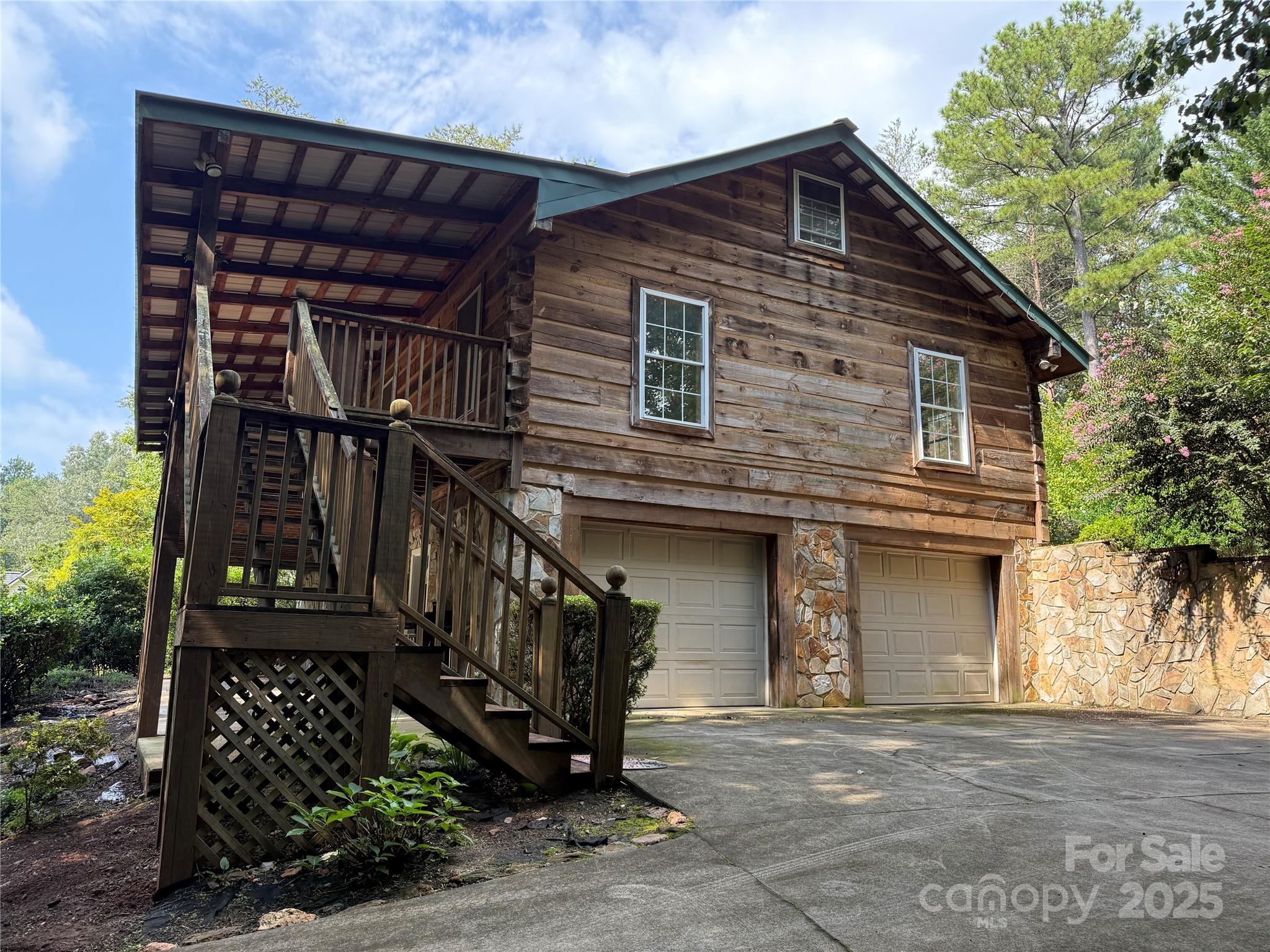 66 Ashlyn Lane — Tryon