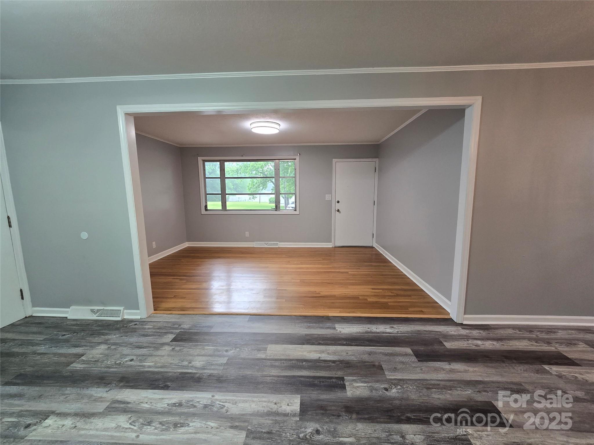 2218 W 5th Avenue — Gastonia