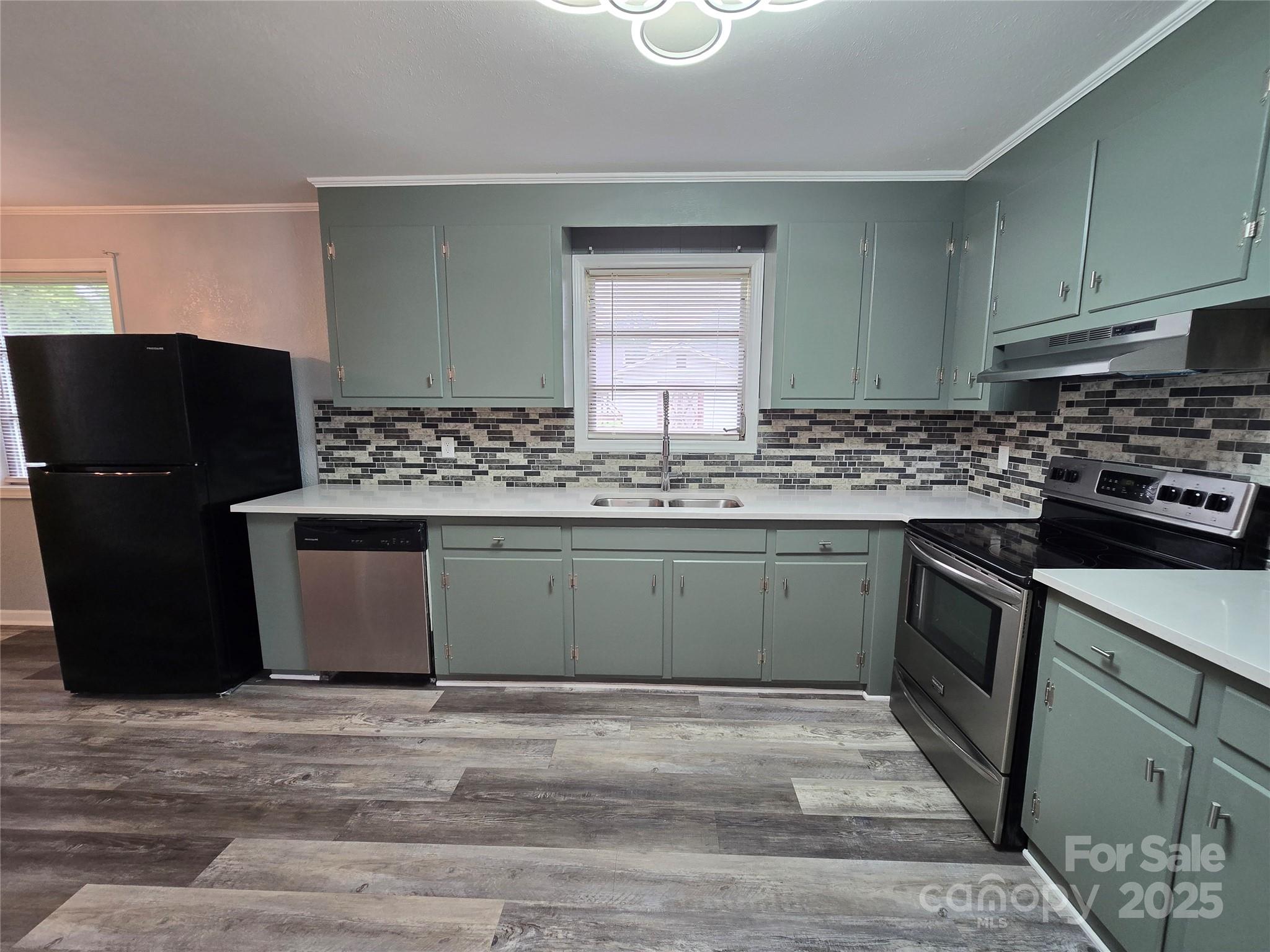 2218 W 5th Avenue — Gastonia
