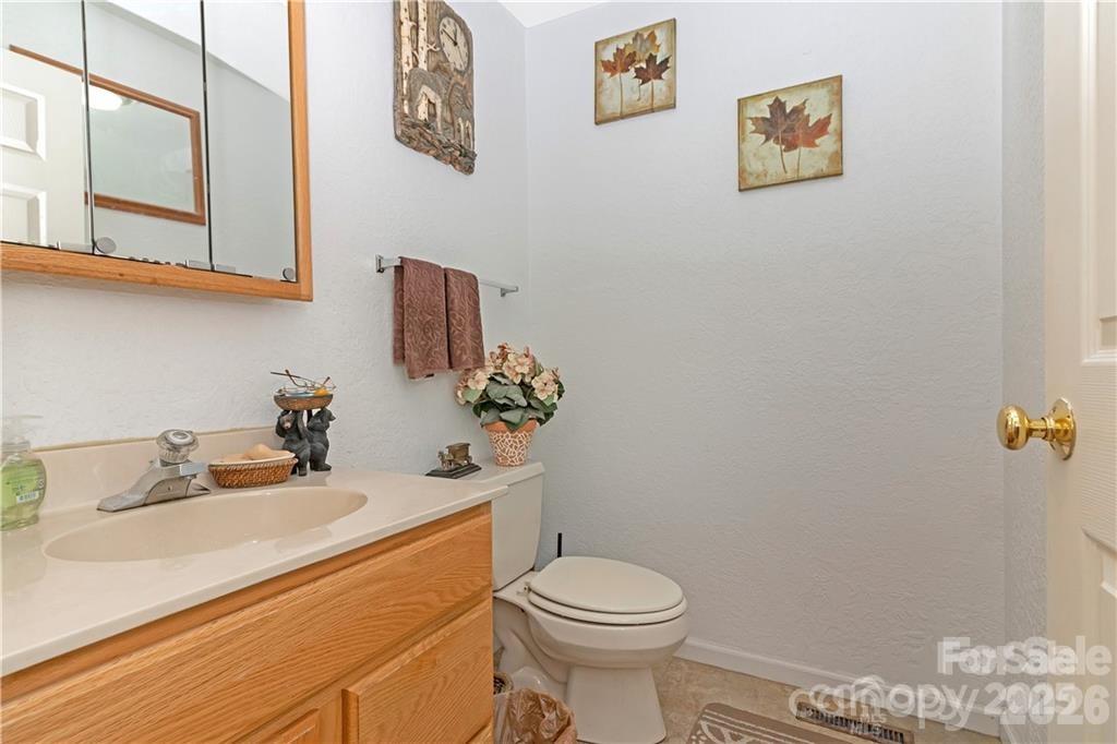 612 Old Home Place Road — Tuckasegee