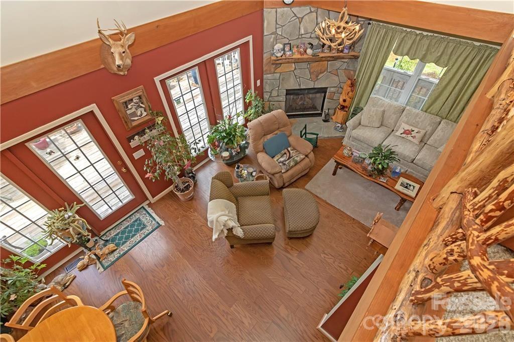 612 Old Home Place Road — Tuckasegee