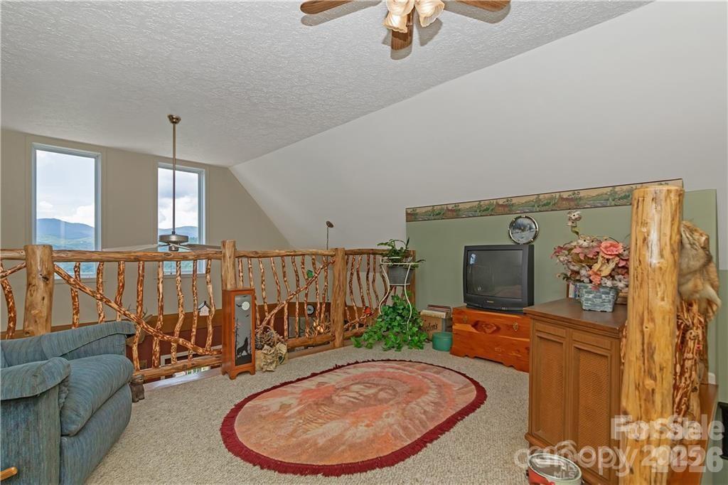 612 Old Home Place Road — Tuckasegee