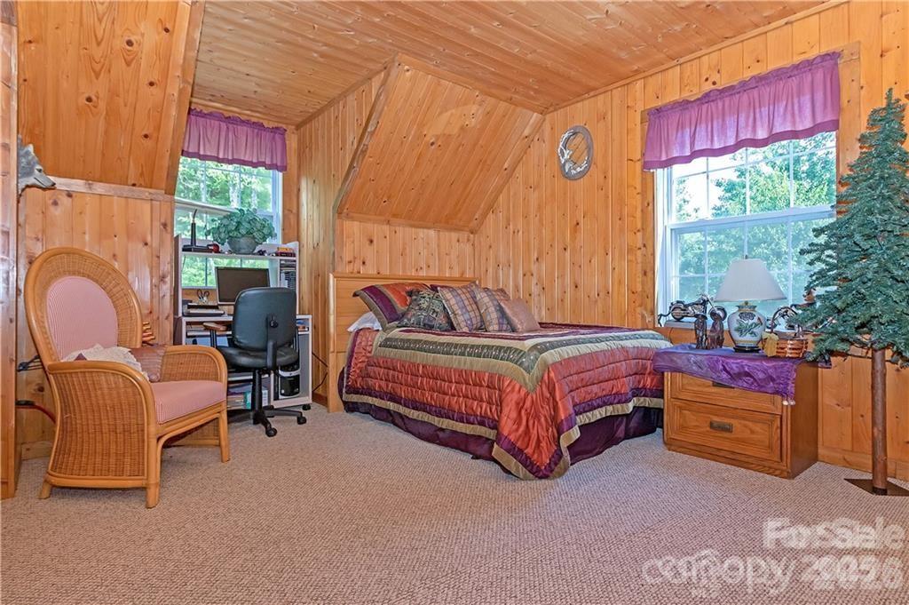 612 Old Home Place Road — Tuckasegee