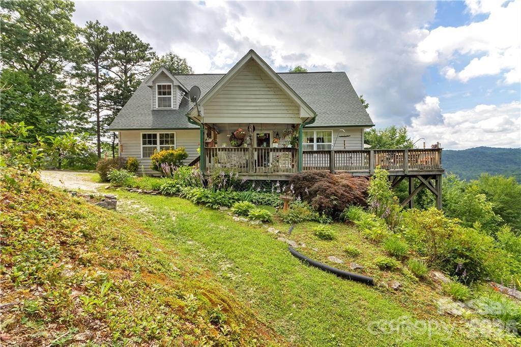 612 Old Home Place Road — Tuckasegee