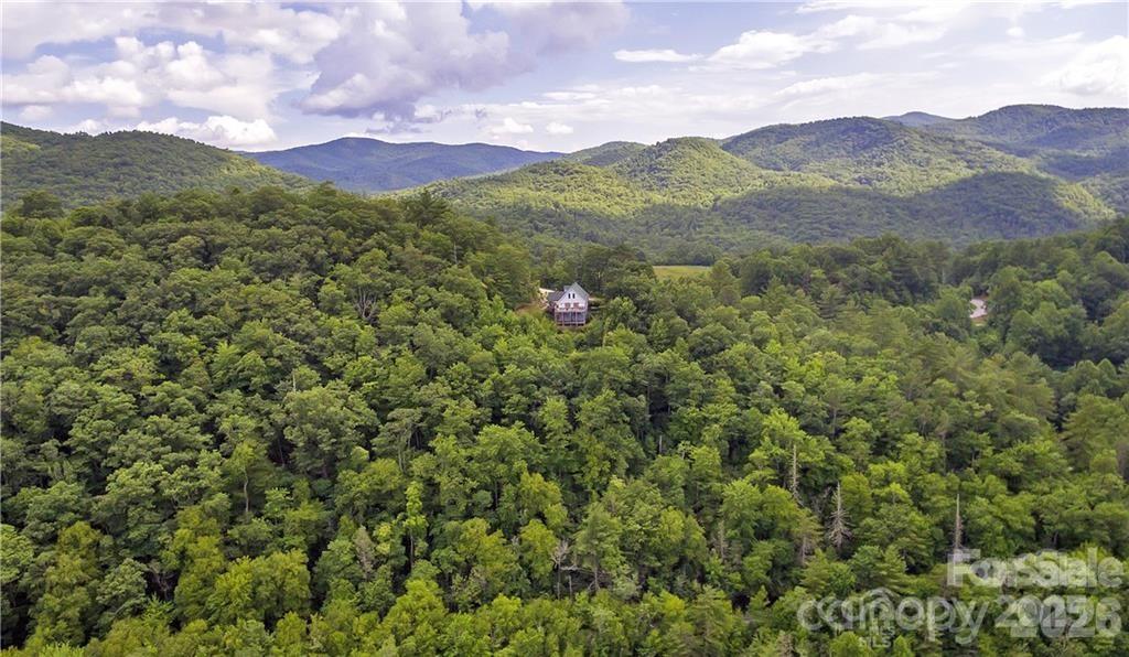 612 Old Home Place Road — Tuckasegee