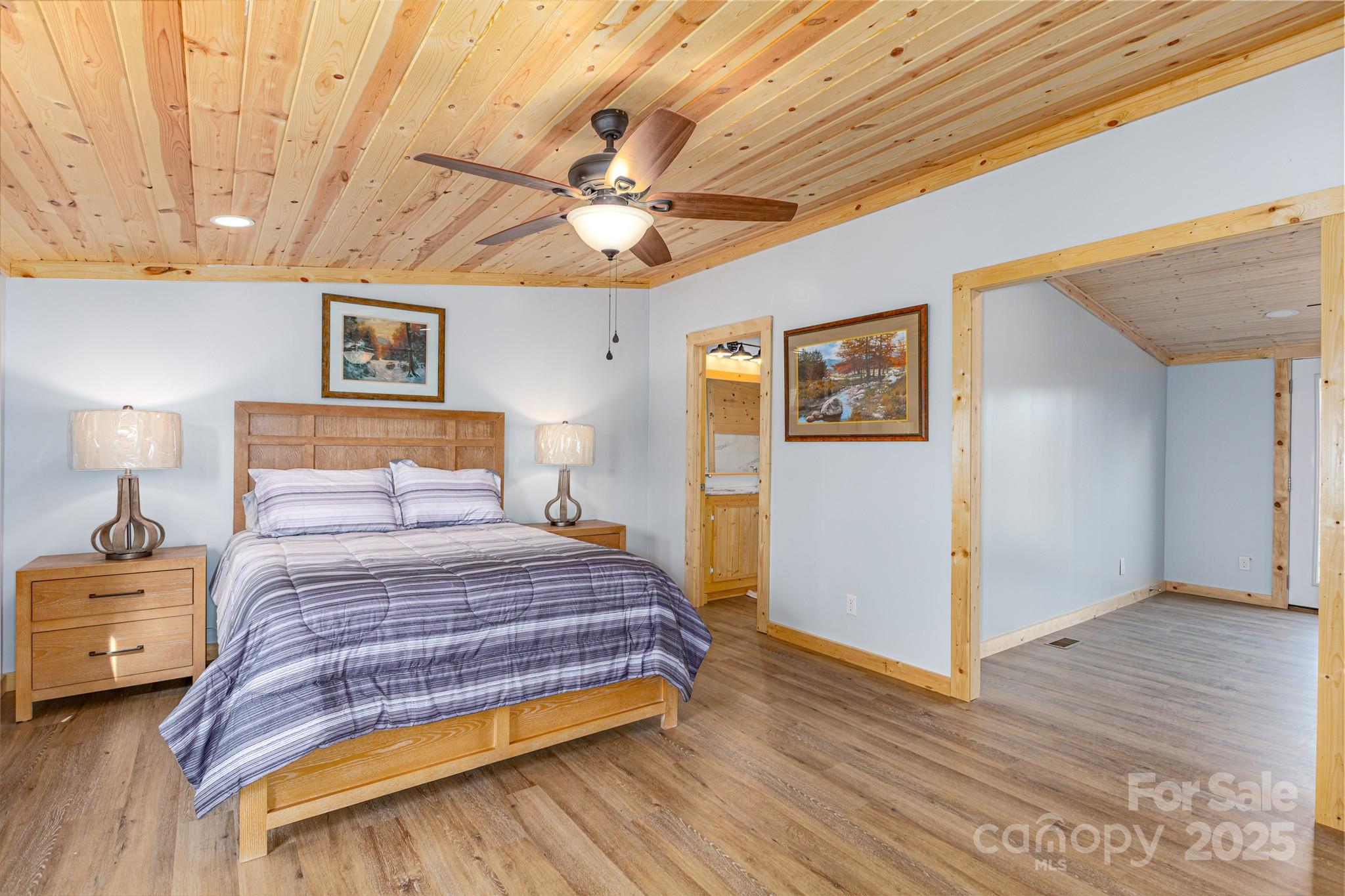 459 Vaughan Road — Spruce Pine