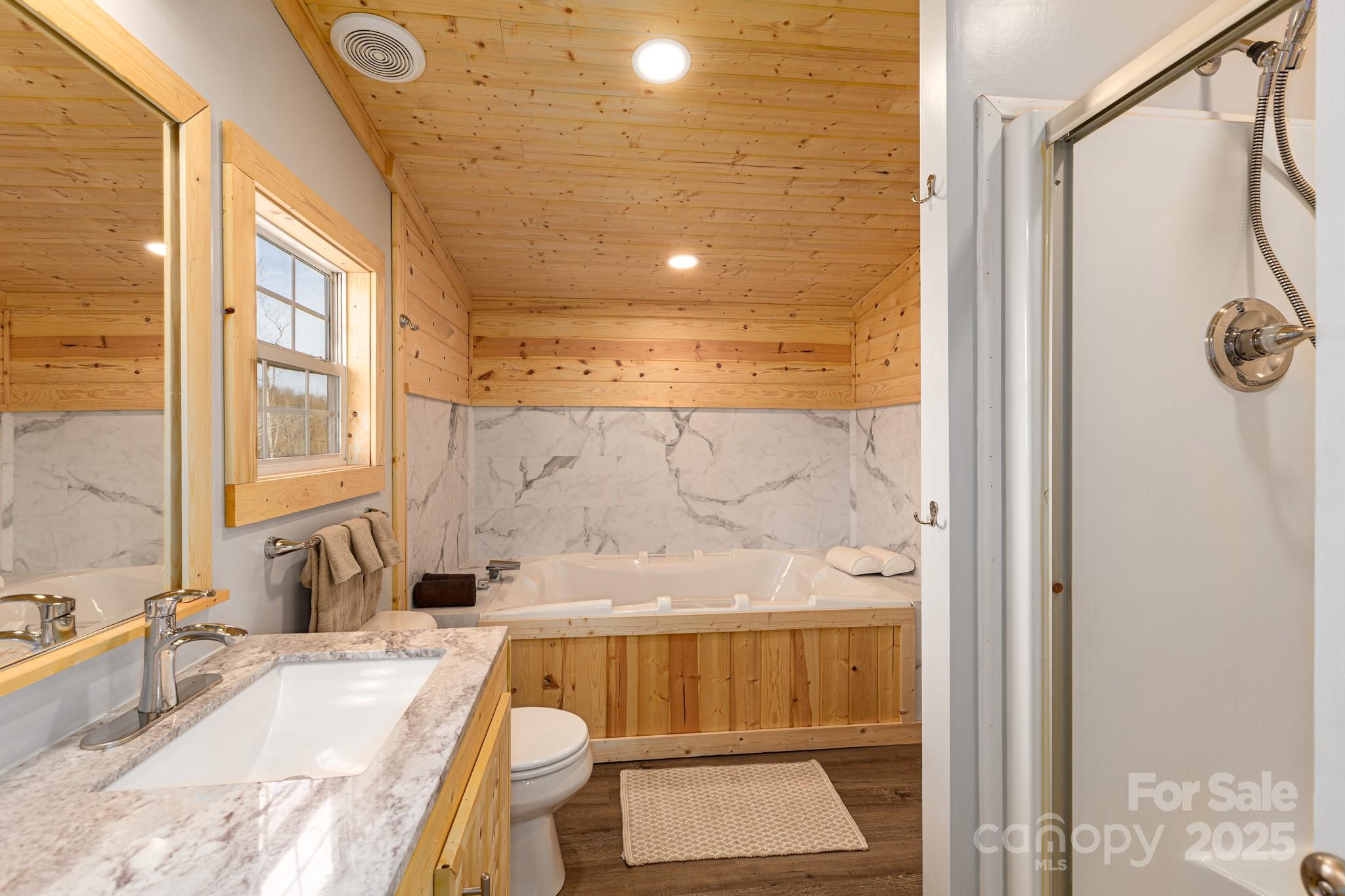 459 Vaughan Road — Spruce Pine