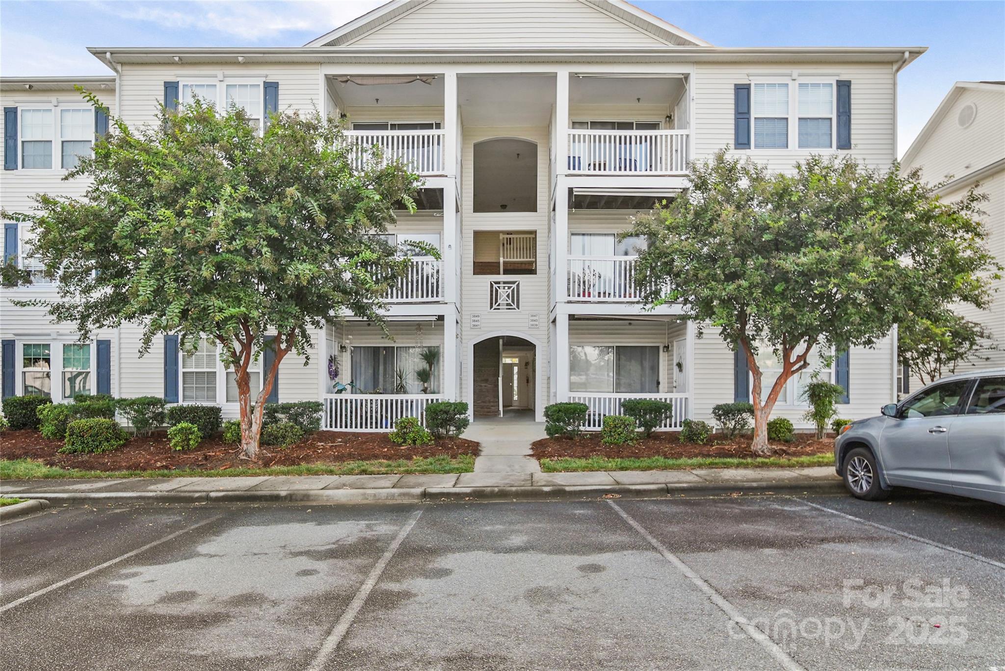 3845 Carl Parmer Drive — Harrisburg